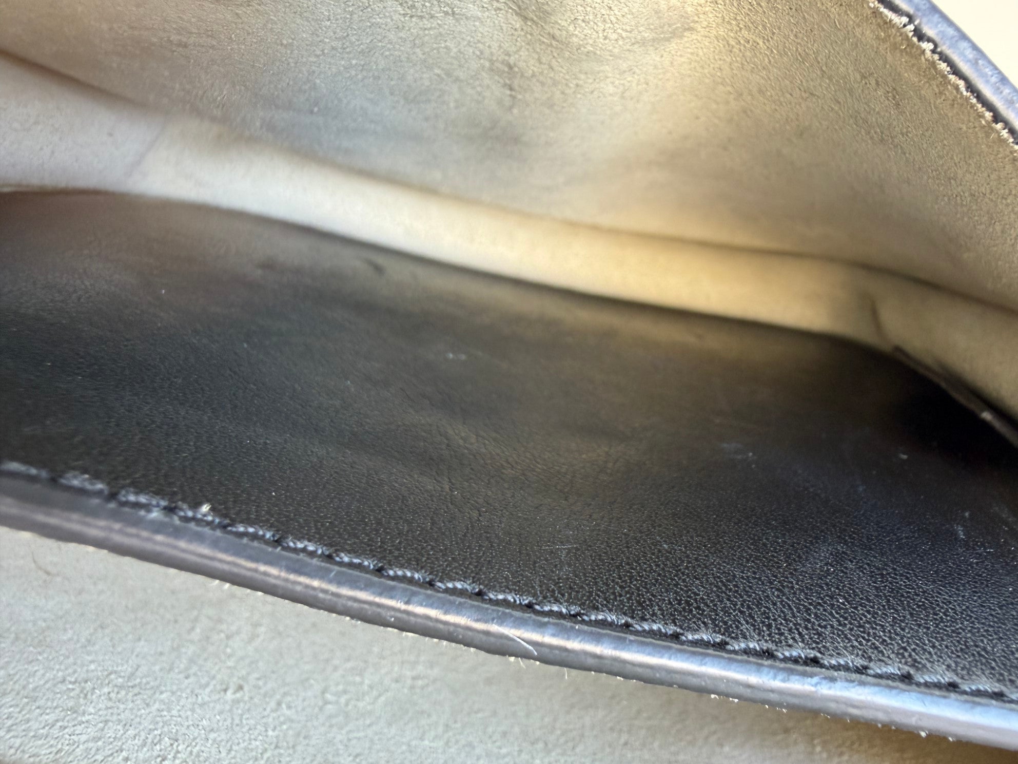 Chloe Black hudson meduim leather with braidedand studded