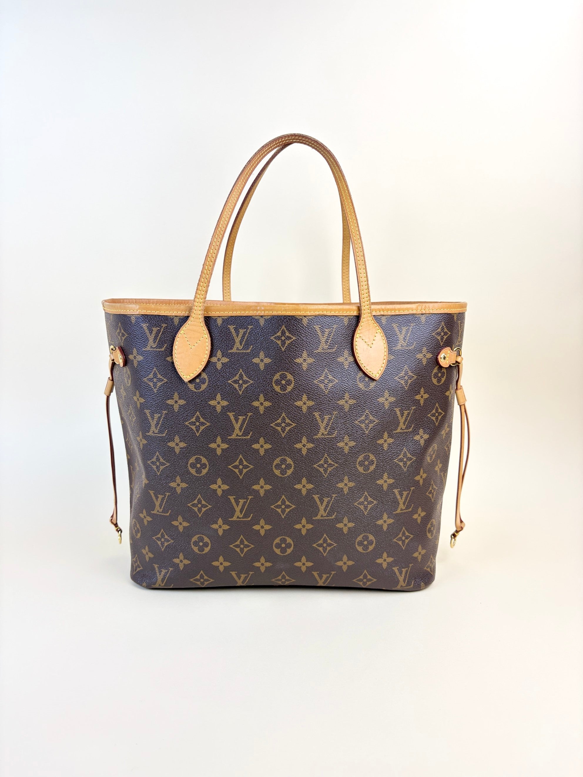 Louis Vuitton Monogram MM Neverfull Bag