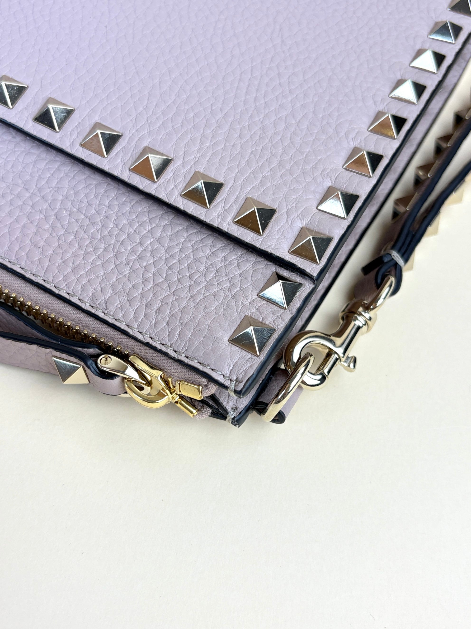Valentino euro nude pebbled Rock stud Zipped pouch