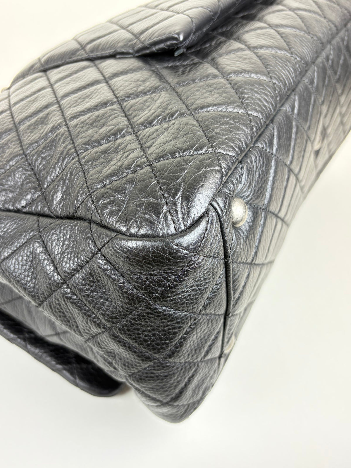 CHANEL black grained calfskin quilted xxl travel flap bag