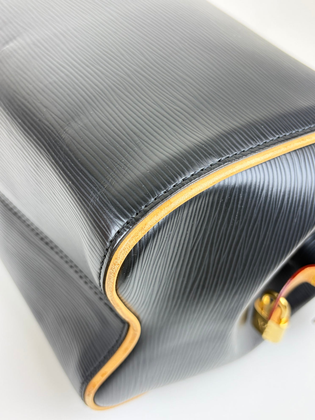 Louis Vuitton black epi leather doc speedy pm bag