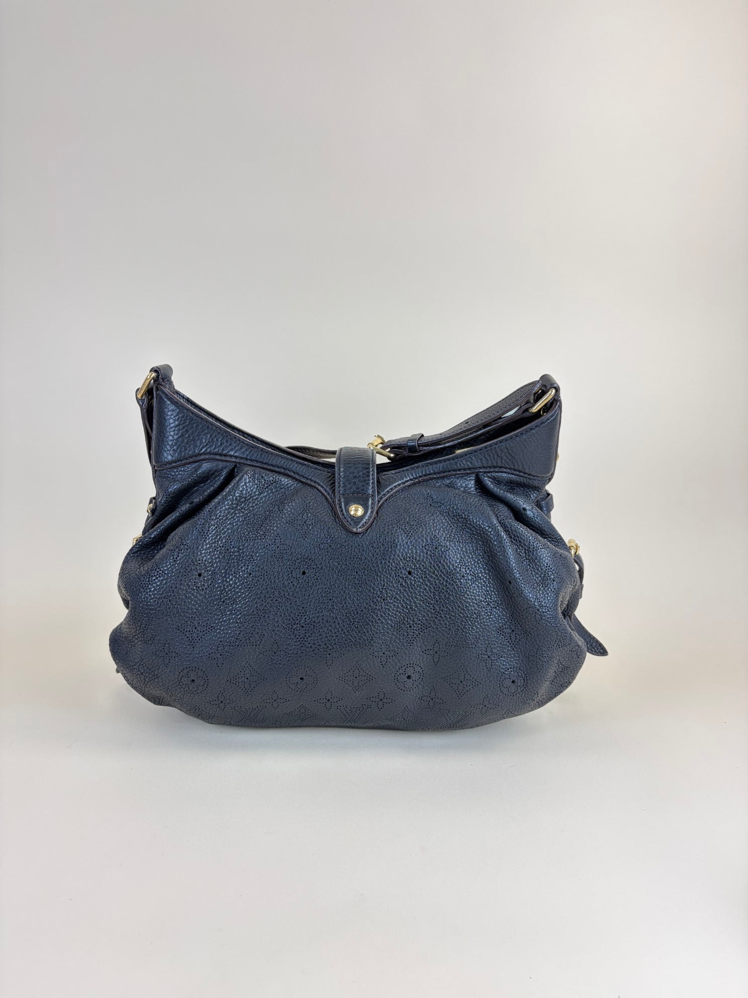 Louis Vuitton Mahina XS-BAG black monogram