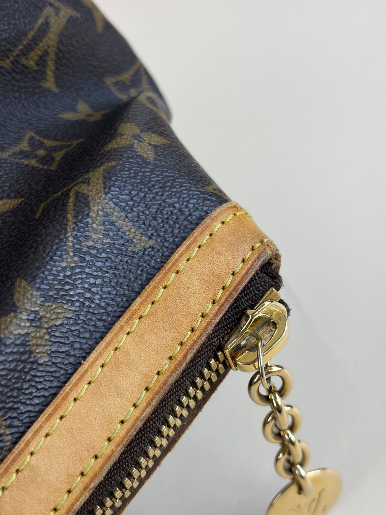Louis Vuitton Monogram Tivoli GM Shoulder Bag