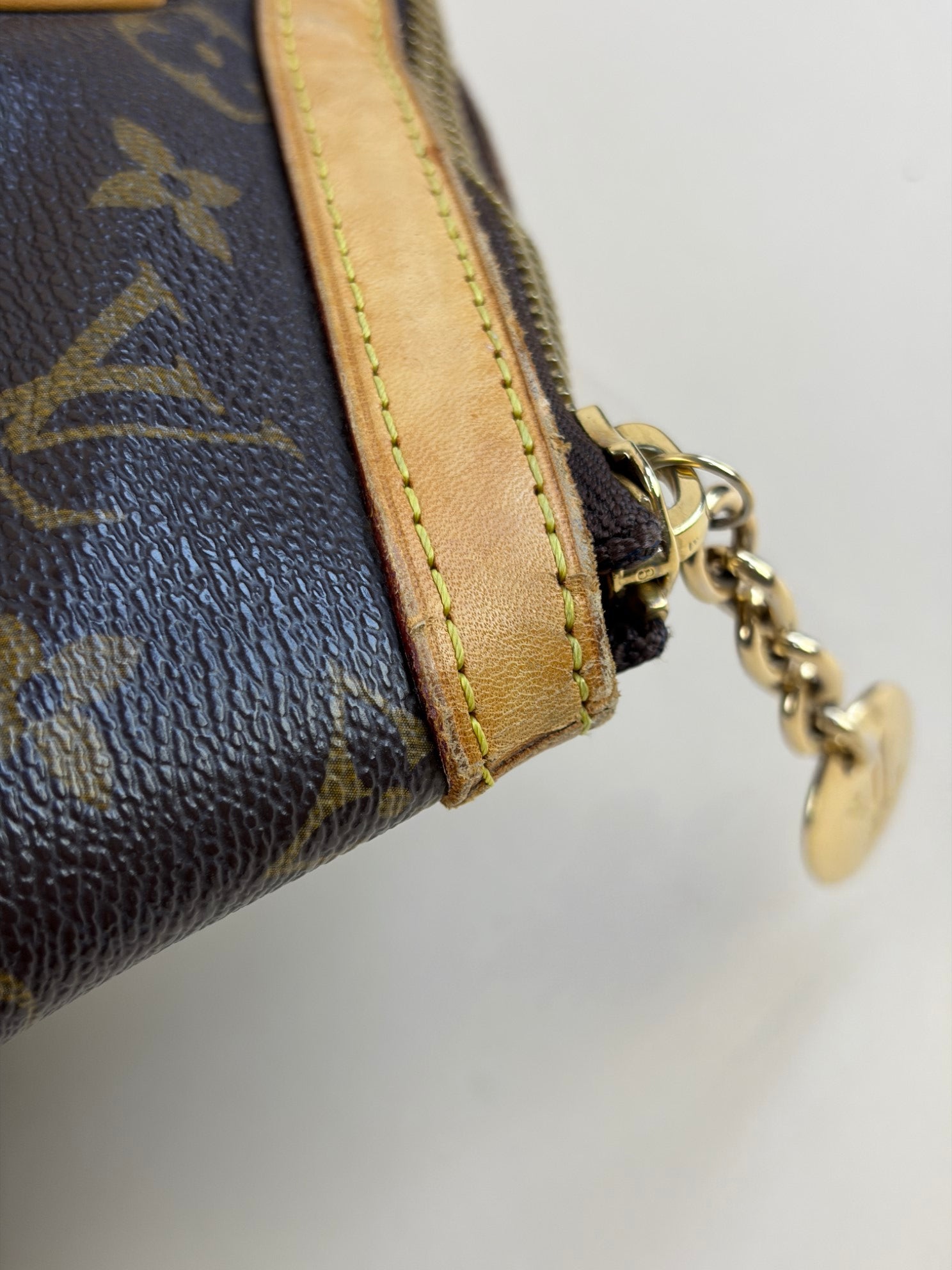 Louis Vuitton Monogram Tivoli GM Shoulder Bag
