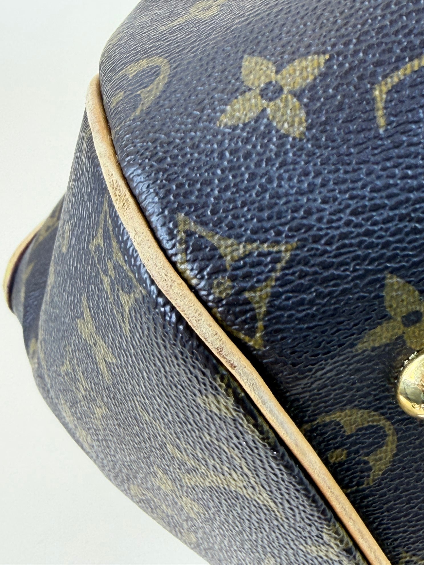 Louis Vuitton Monogram Tivoli GM Shoulder Bag