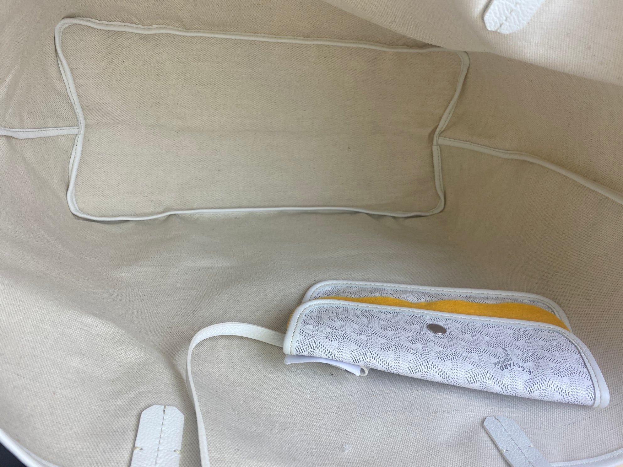 Goyard White Goyar dine Saint Louis GM Bag