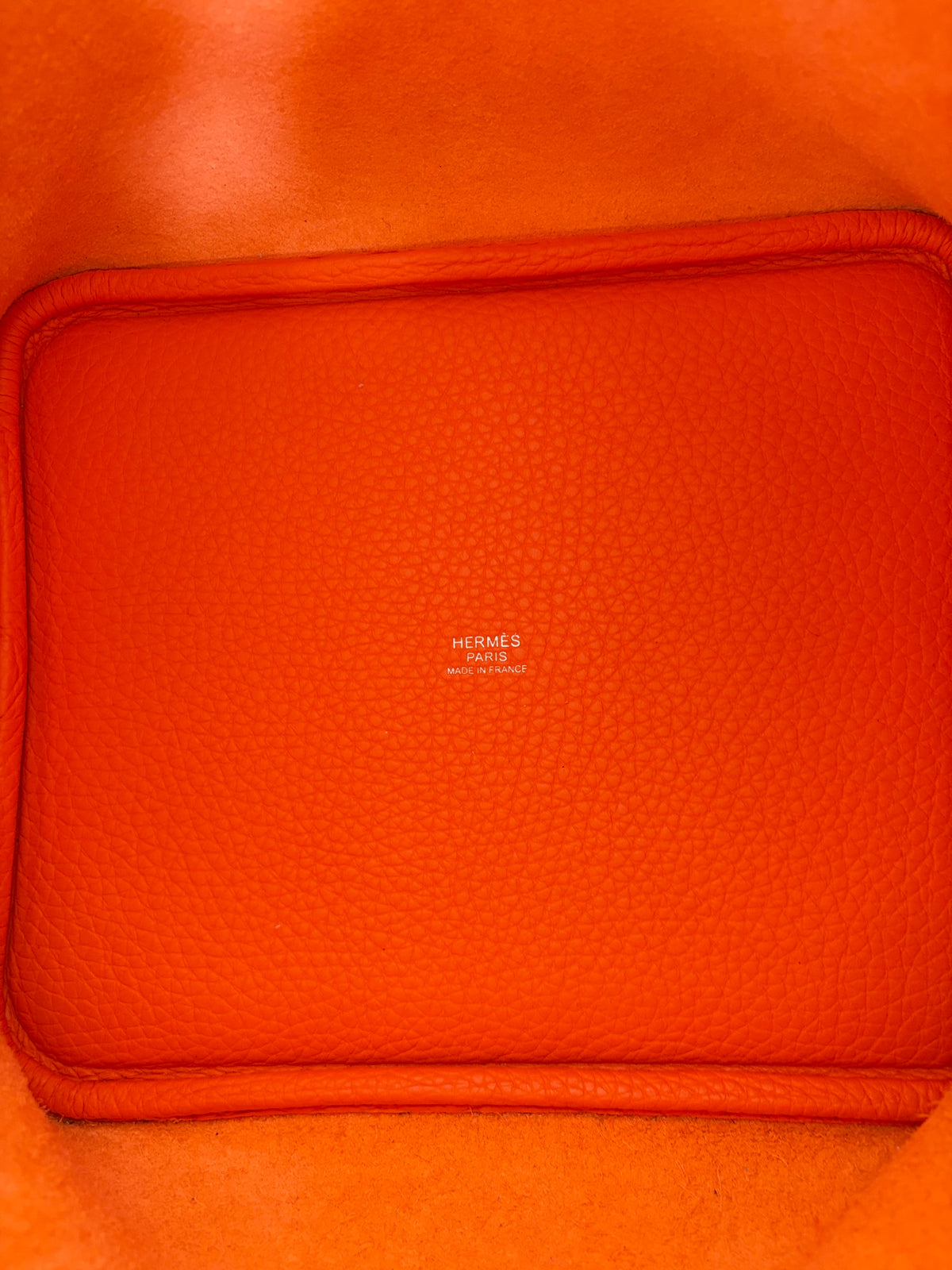 Hermes Orange minimum  Picot in Lock 22 taurillon Clemence bag