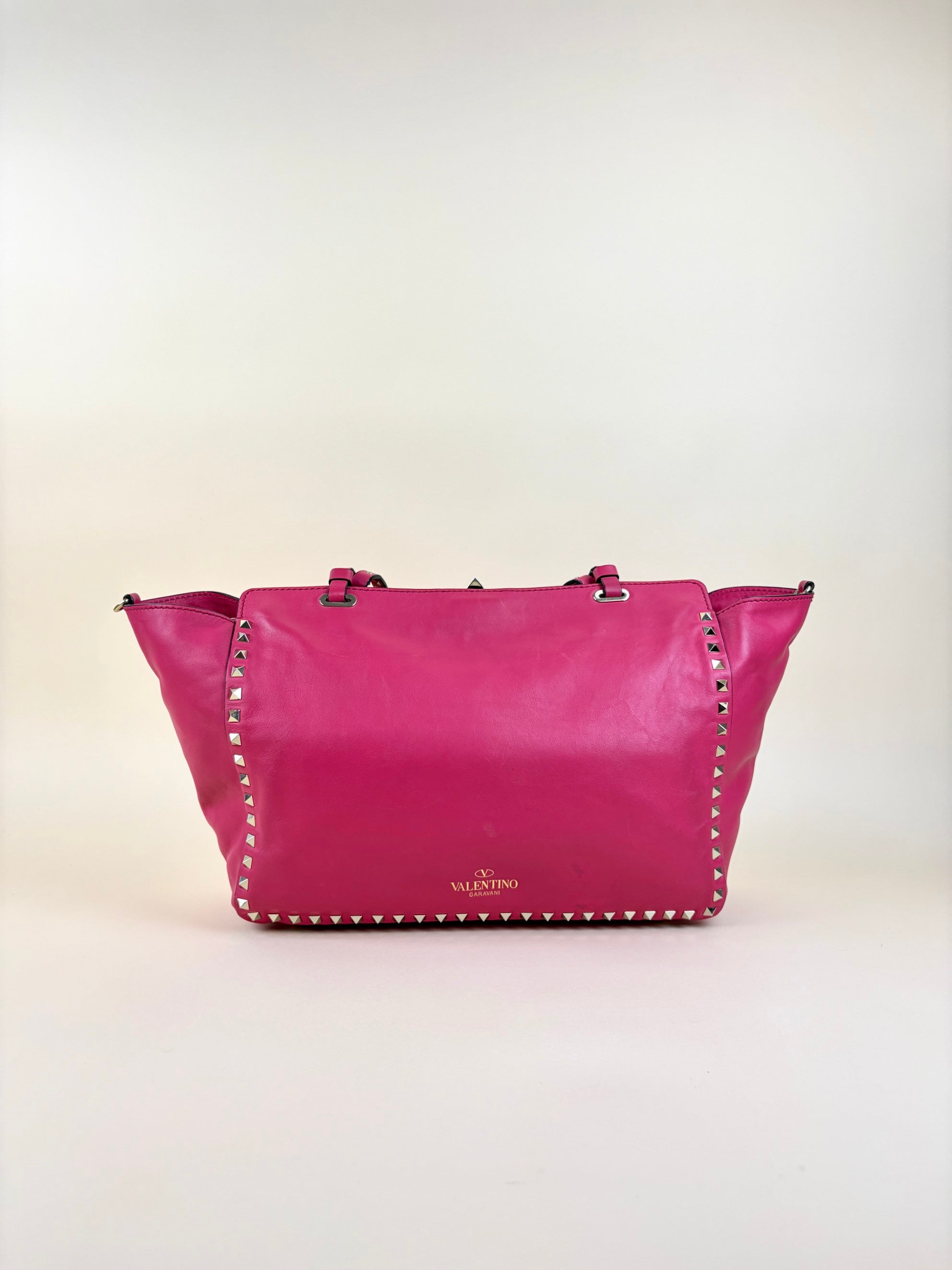 Valentino hot pink rock stud medium