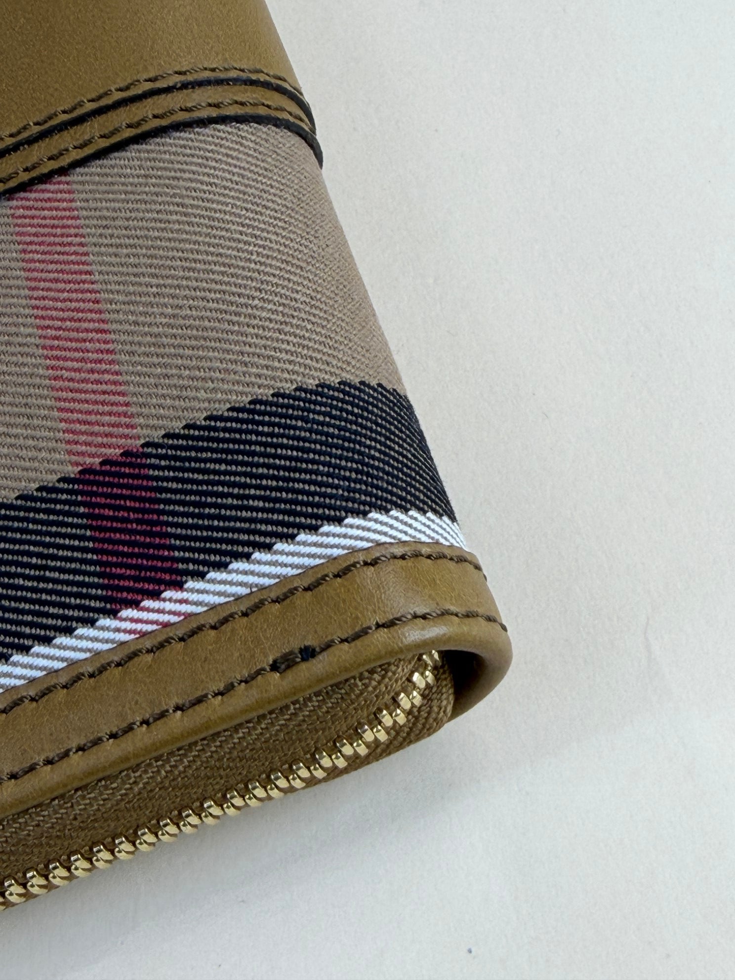 Burberry Beige House Check Wallet