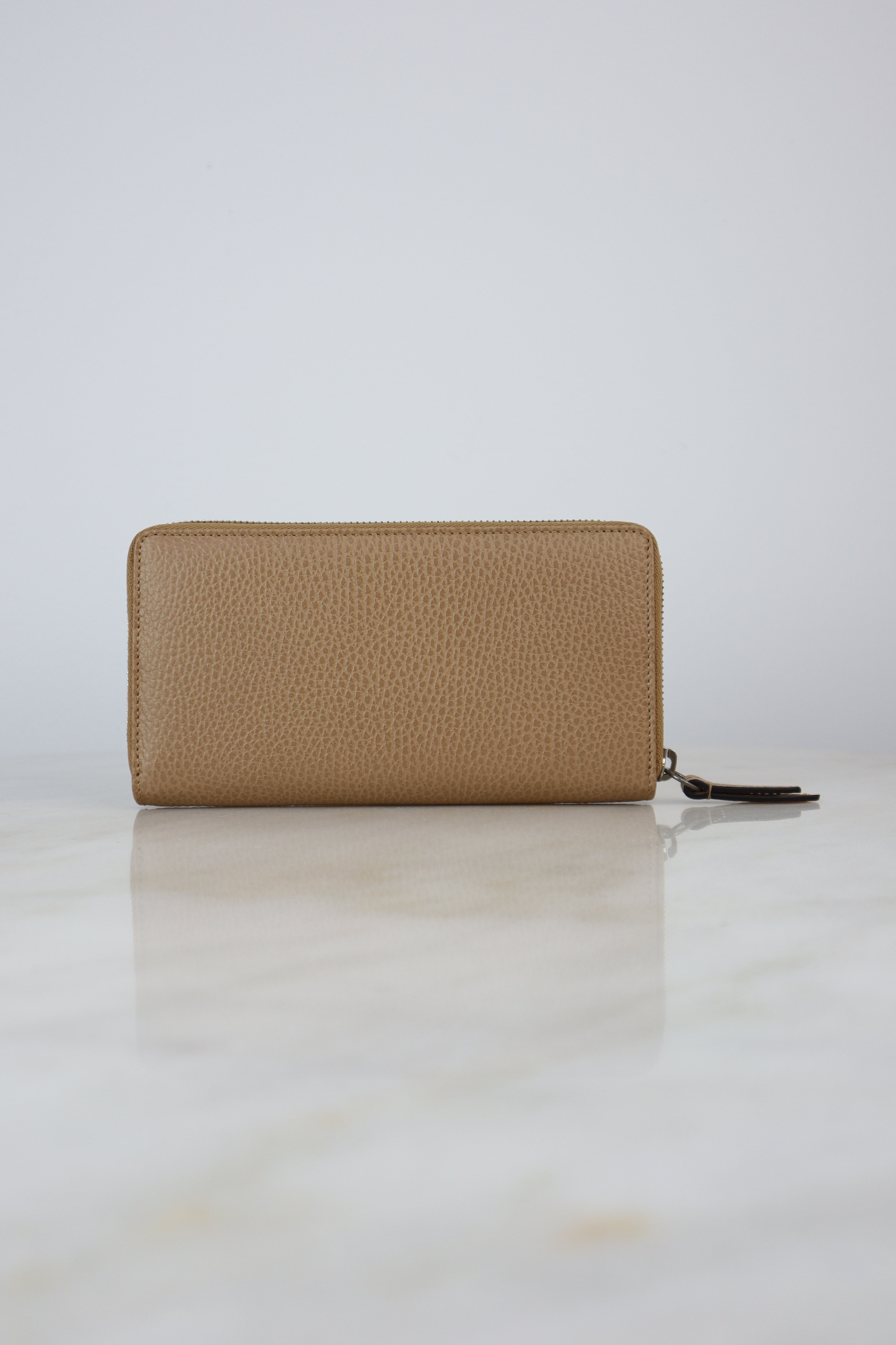 Gucci Nude Beige GG Round Zip Long Wallet