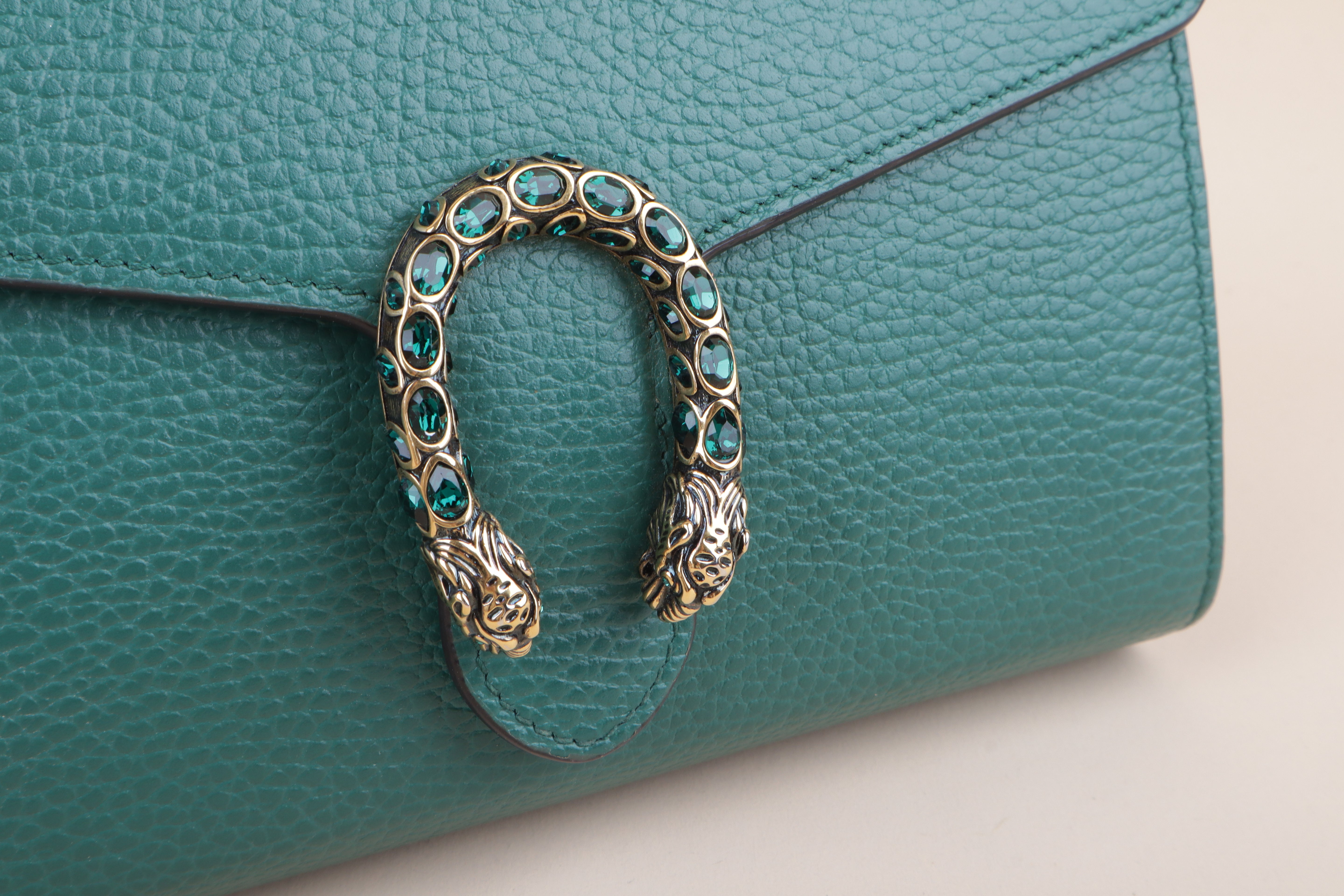 Gucci green Dionysus wallet on Chain crystal logo Bag