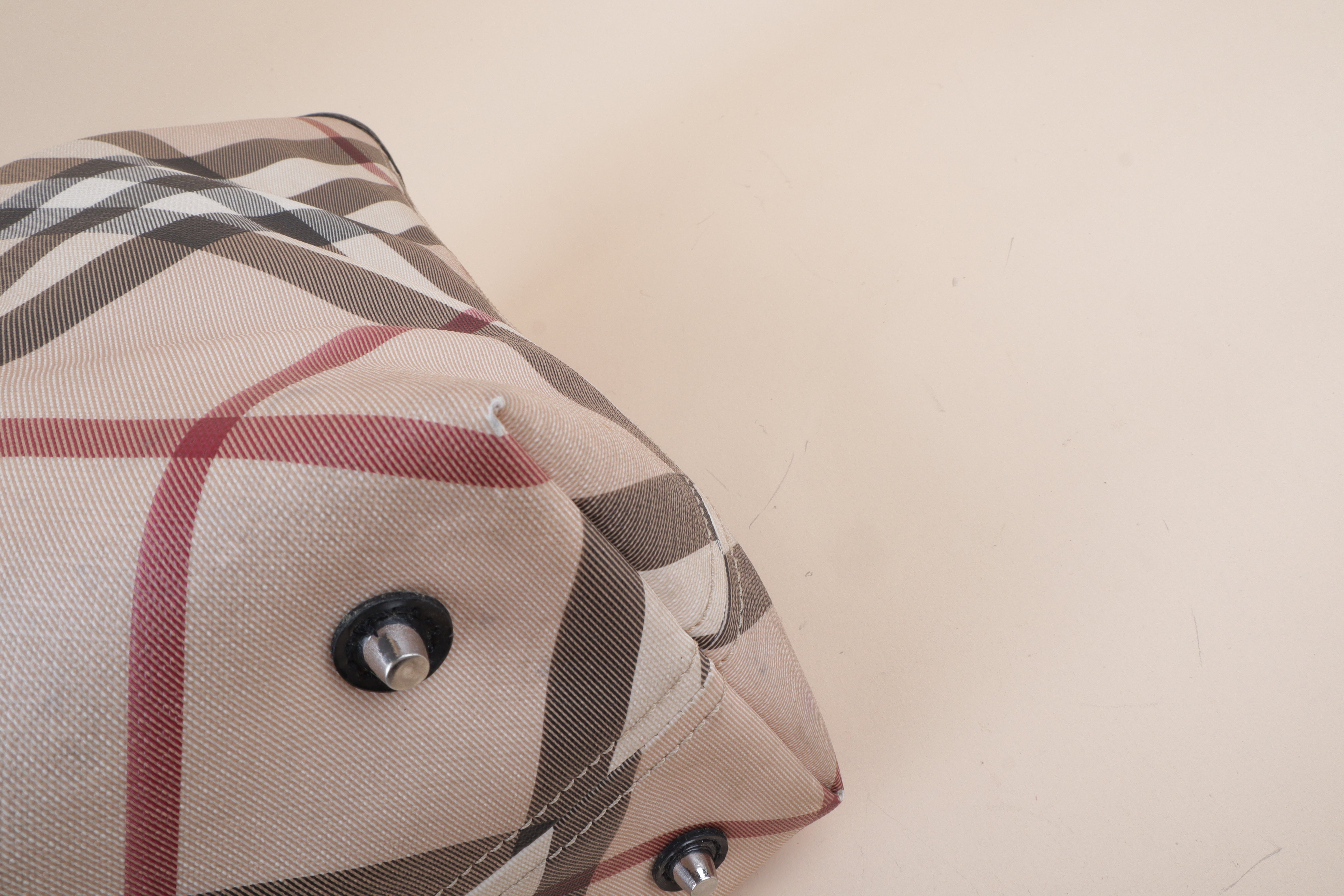 Burberry super nova large Nickie check and black