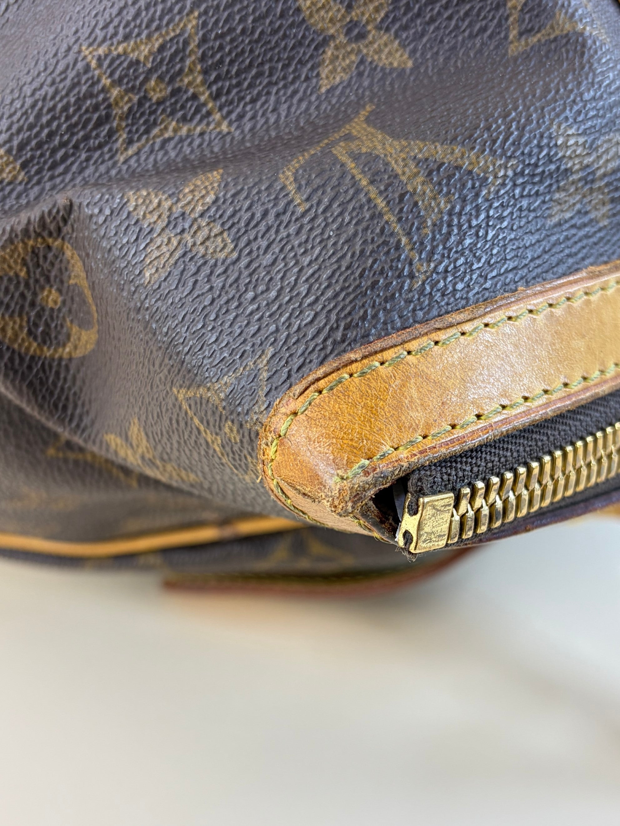 Louis Vuitton Monogram Tivoli GM Tote Bag