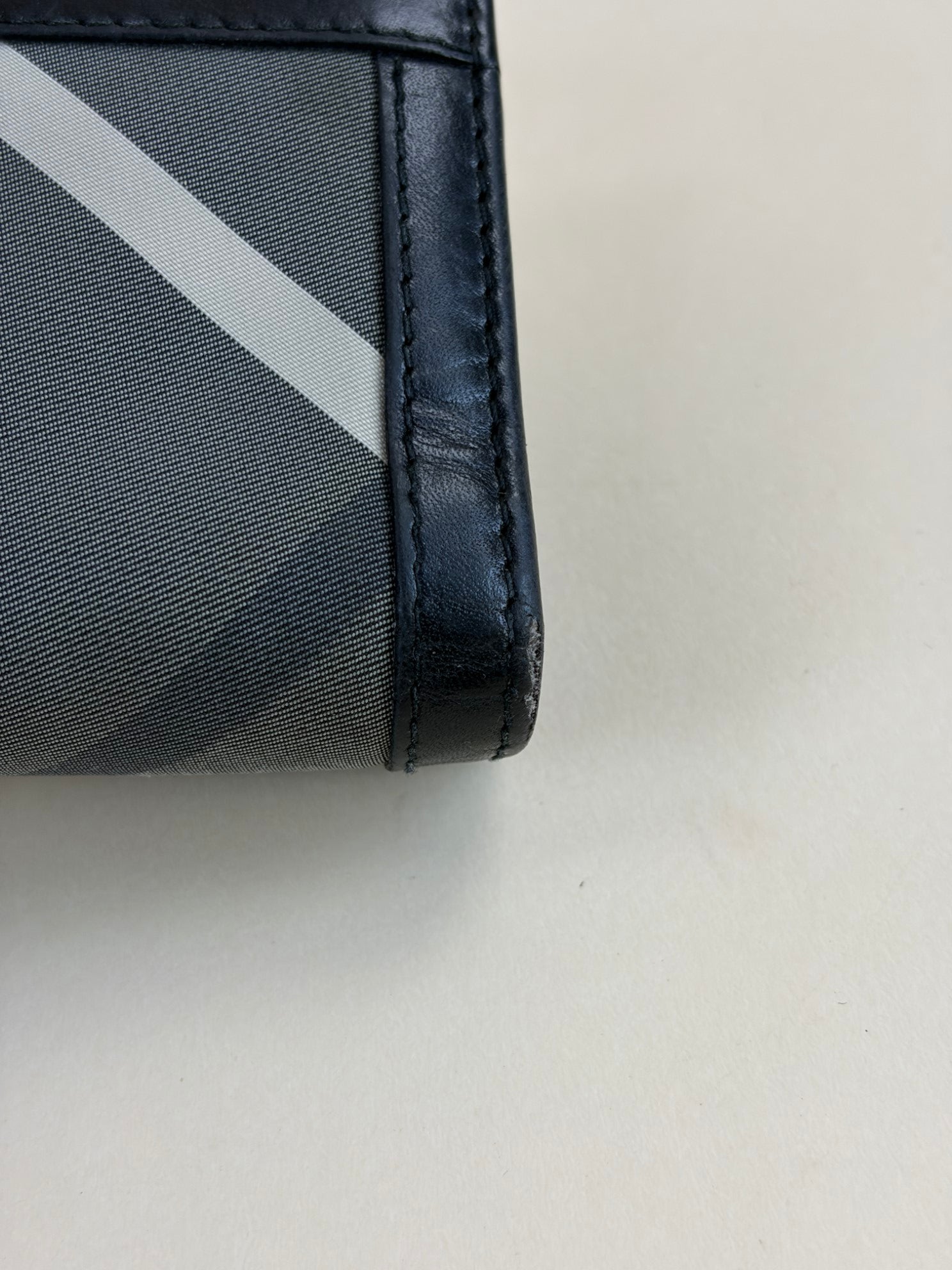 Burberry beat Penrose continental charcoal check wallet