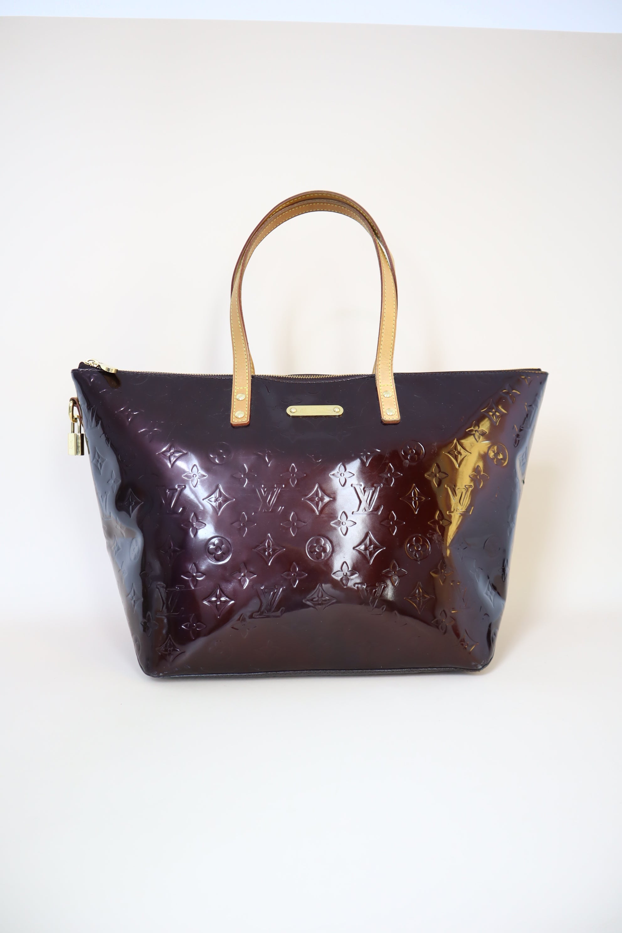 Louis Vuitton Amarante Monogram Vernis Bellevue Bag