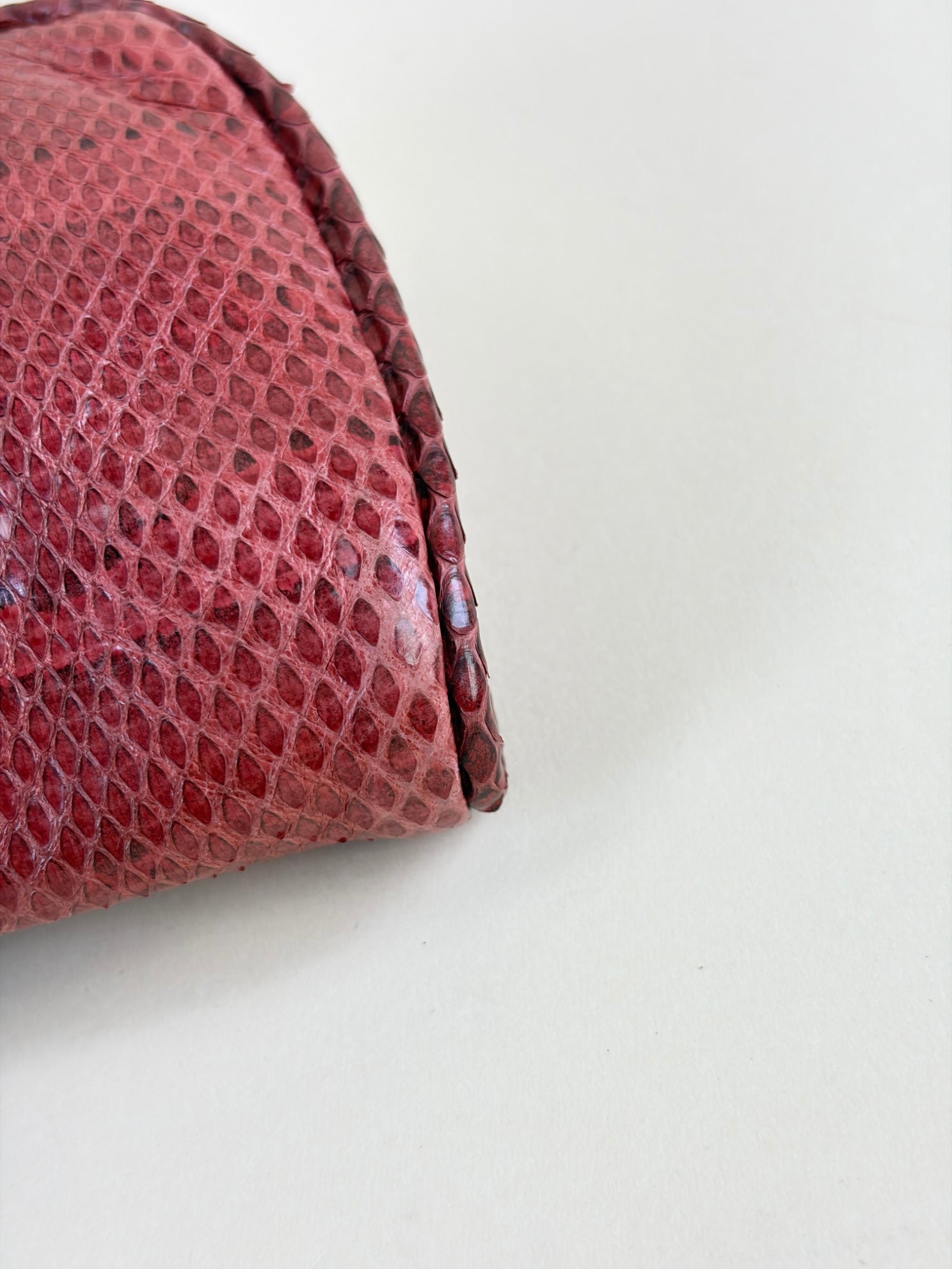 Gucci hysteria guttered red snakeskin vintage flap pouch