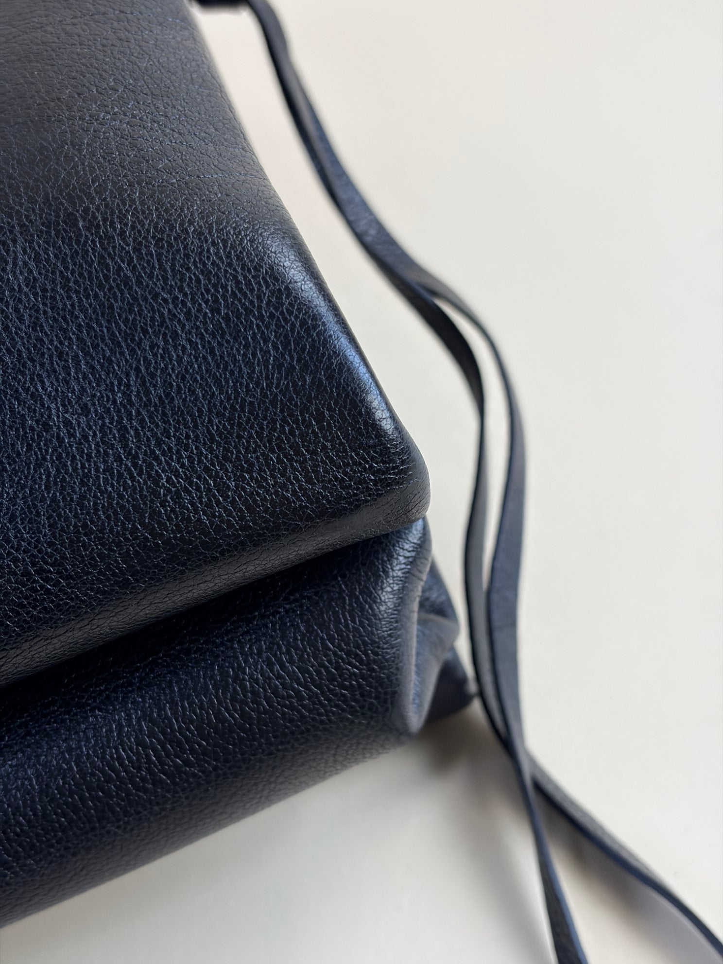 Valentino Bicolor VRING red and black Shoulder Bag