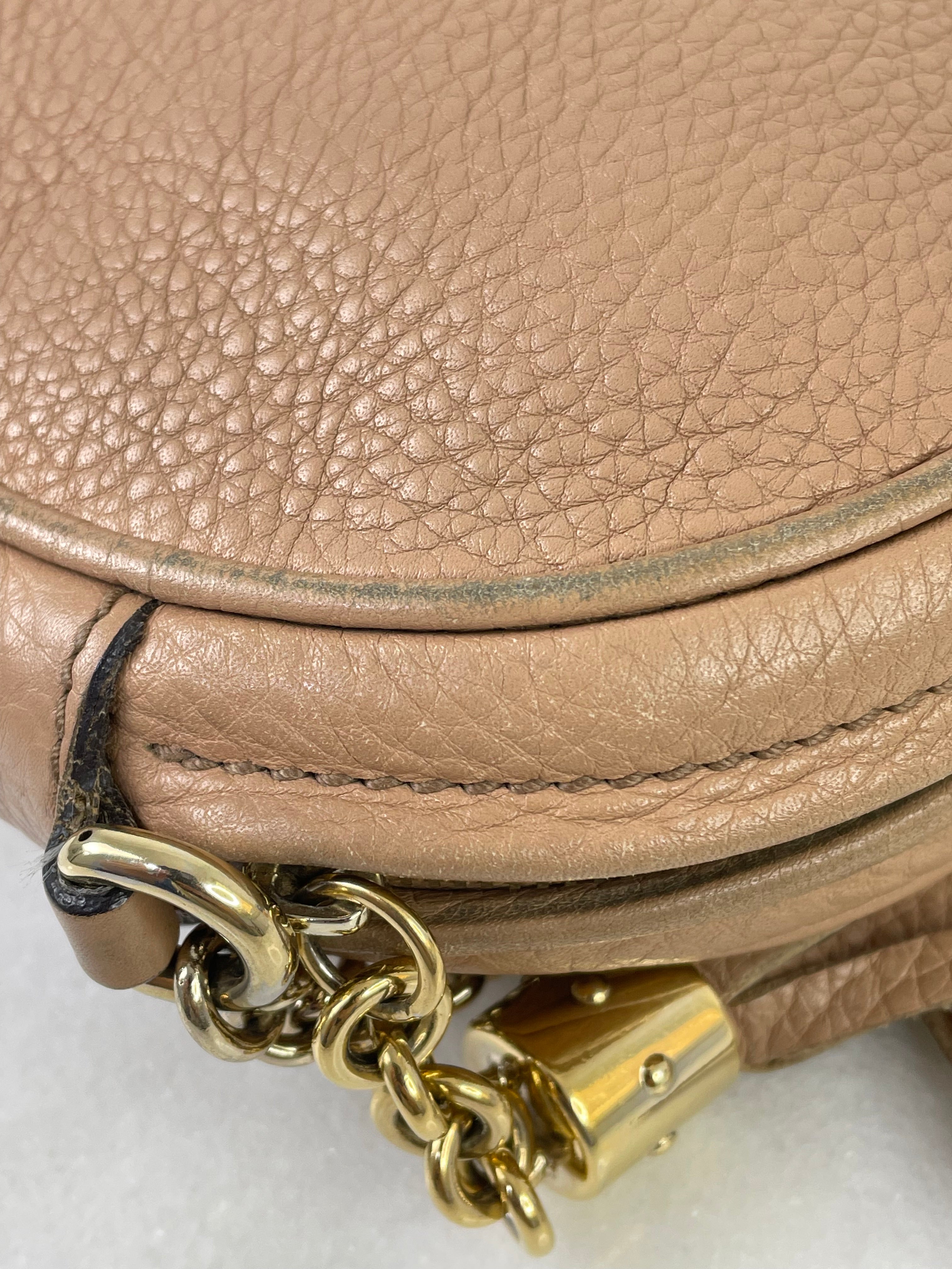 Gucci Nude Soho Mini Crossbody Bag W/ Chain