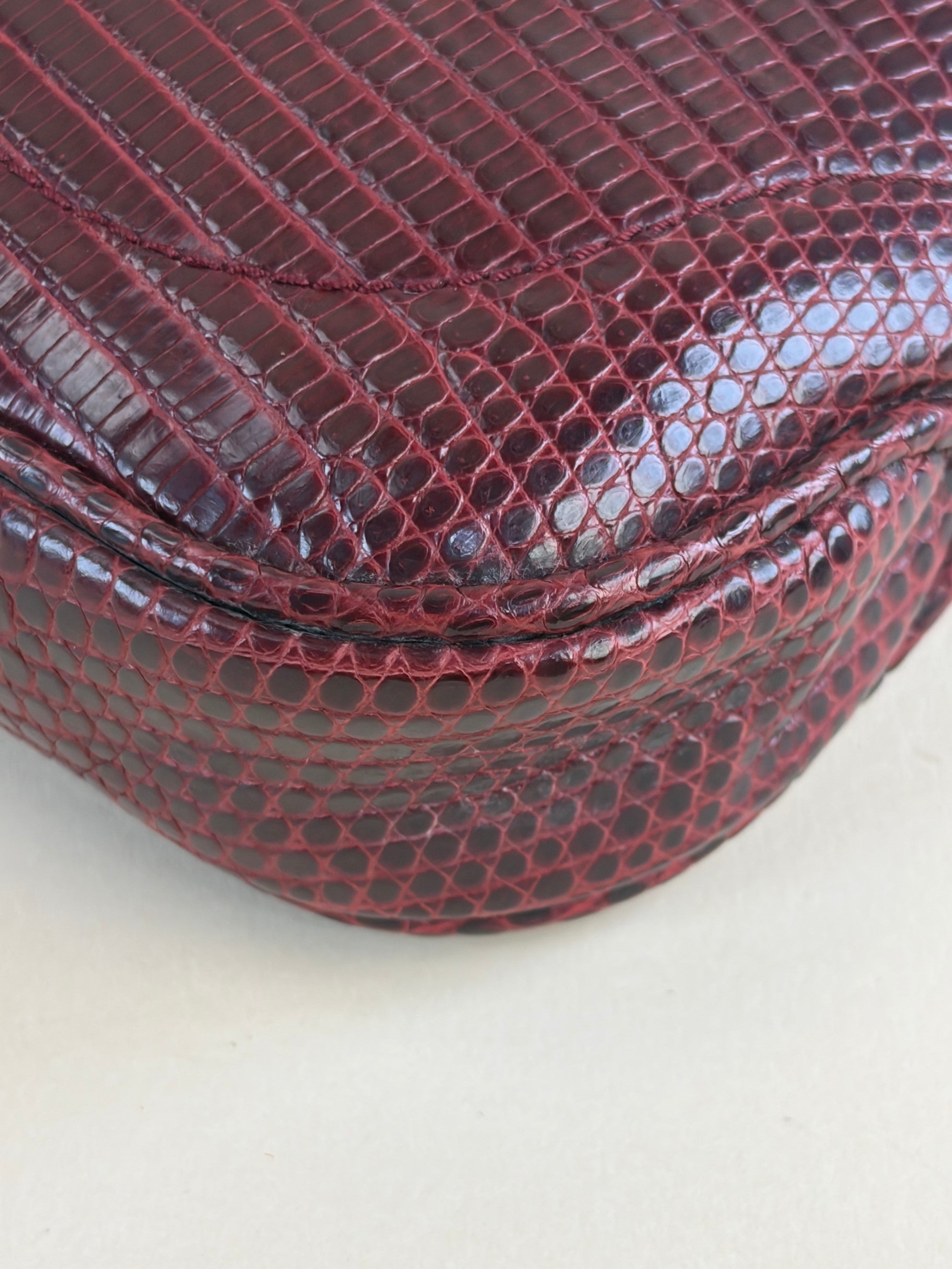 gucci mini burgundy lizard hobo bag