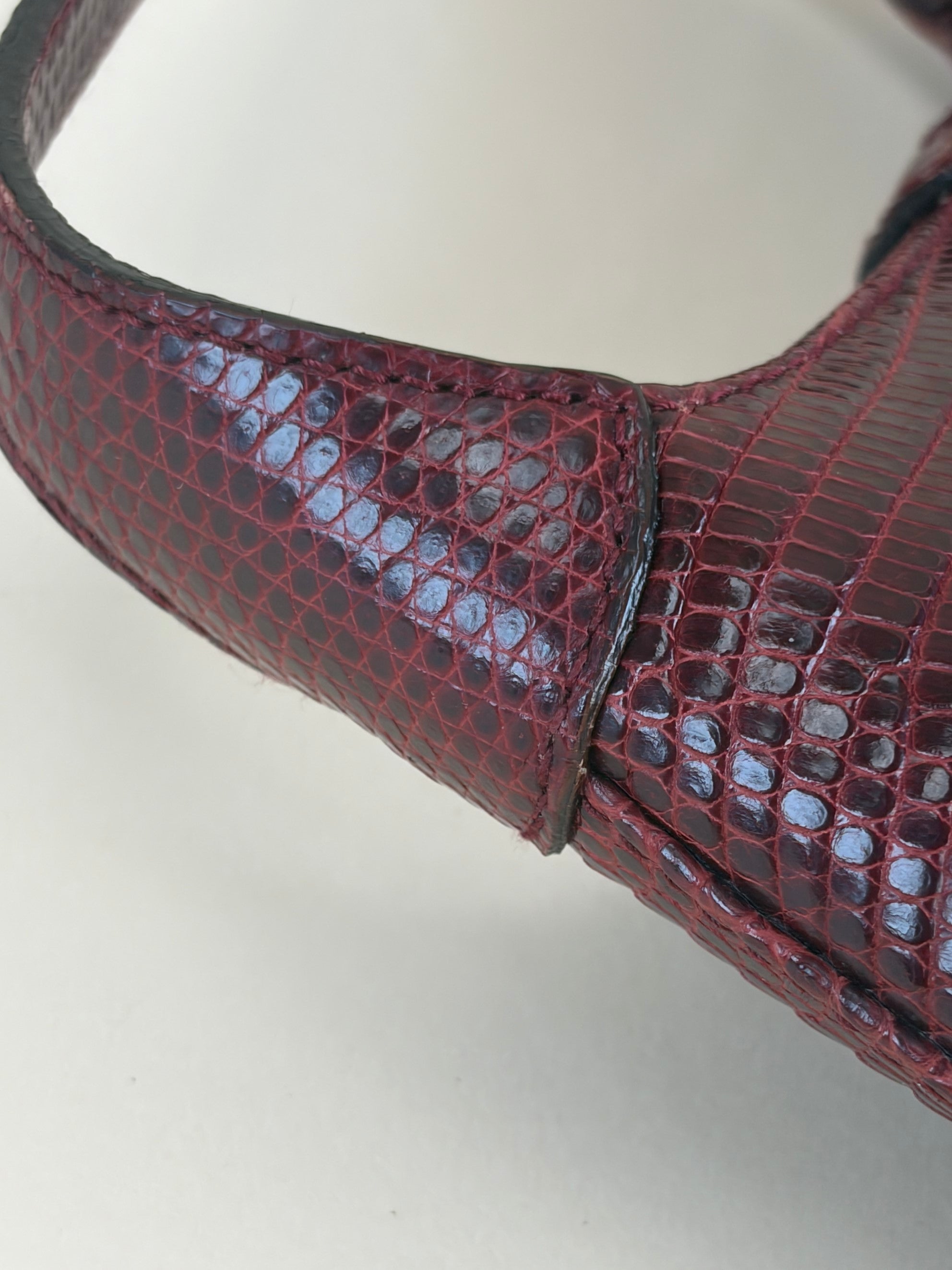 gucci mini burgundy lizard hobo bag