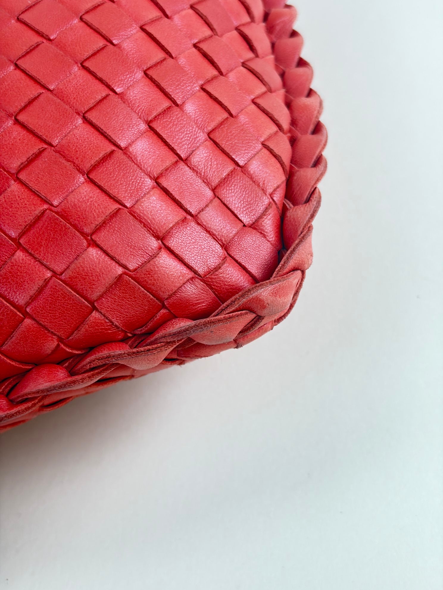 Bottega Veneta reed Intrecciato Nappa Veneta Hobo Medium Bag