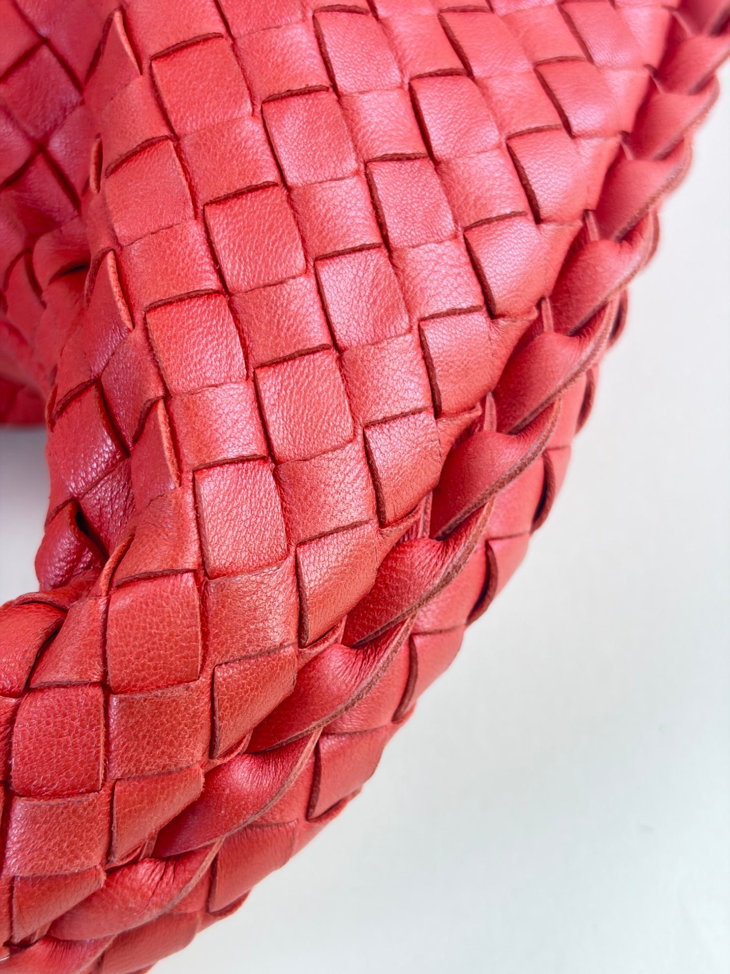 Bottega Veneta reed Intrecciato Nappa Veneta Hobo Medium Bag