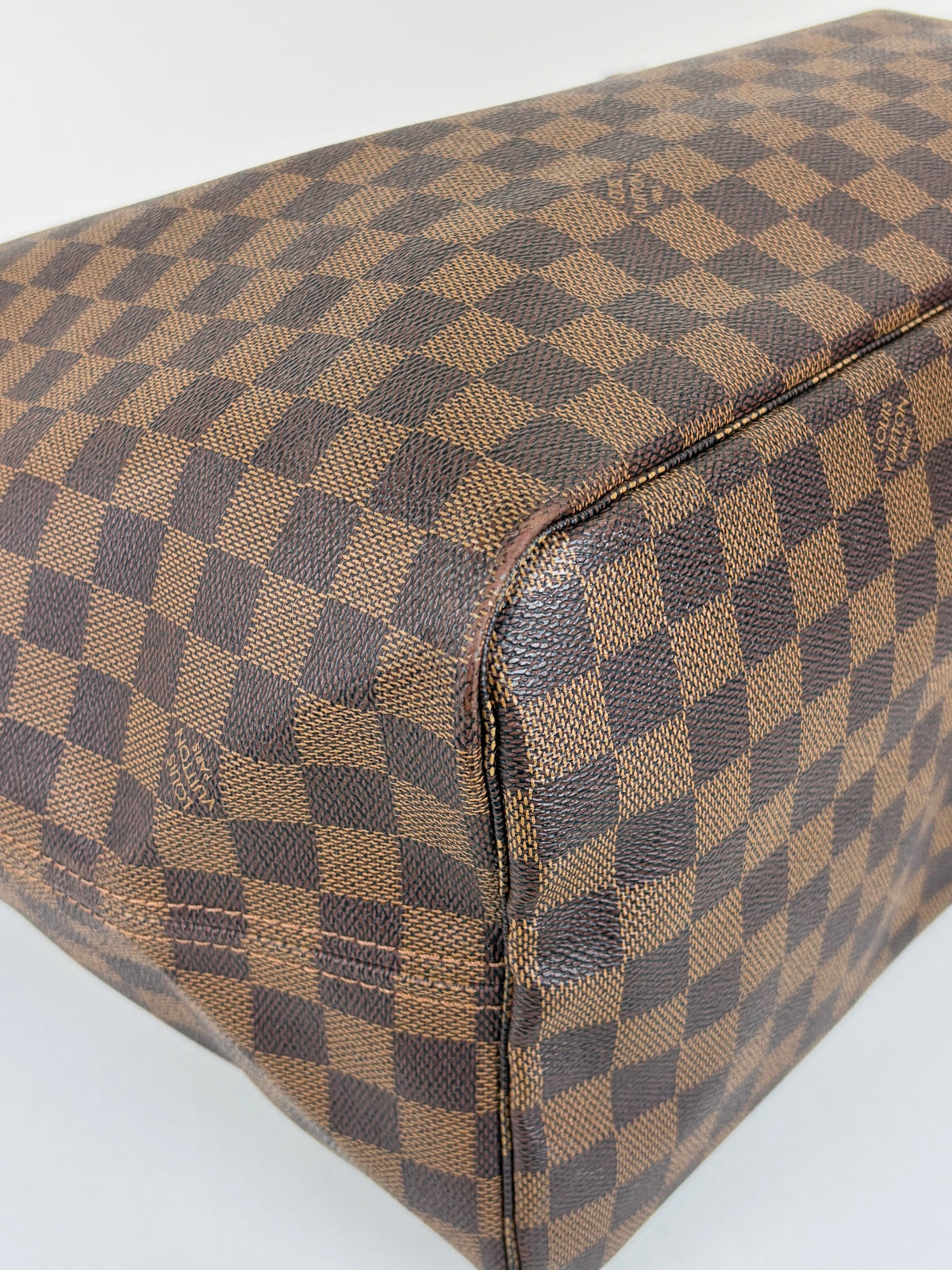 Louis Vuitton Damier Ebene Neverfull GM Bag