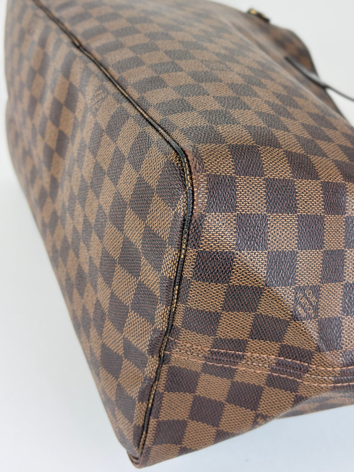 Louis Vuitton Damier Ebene Neverfull GM Bag