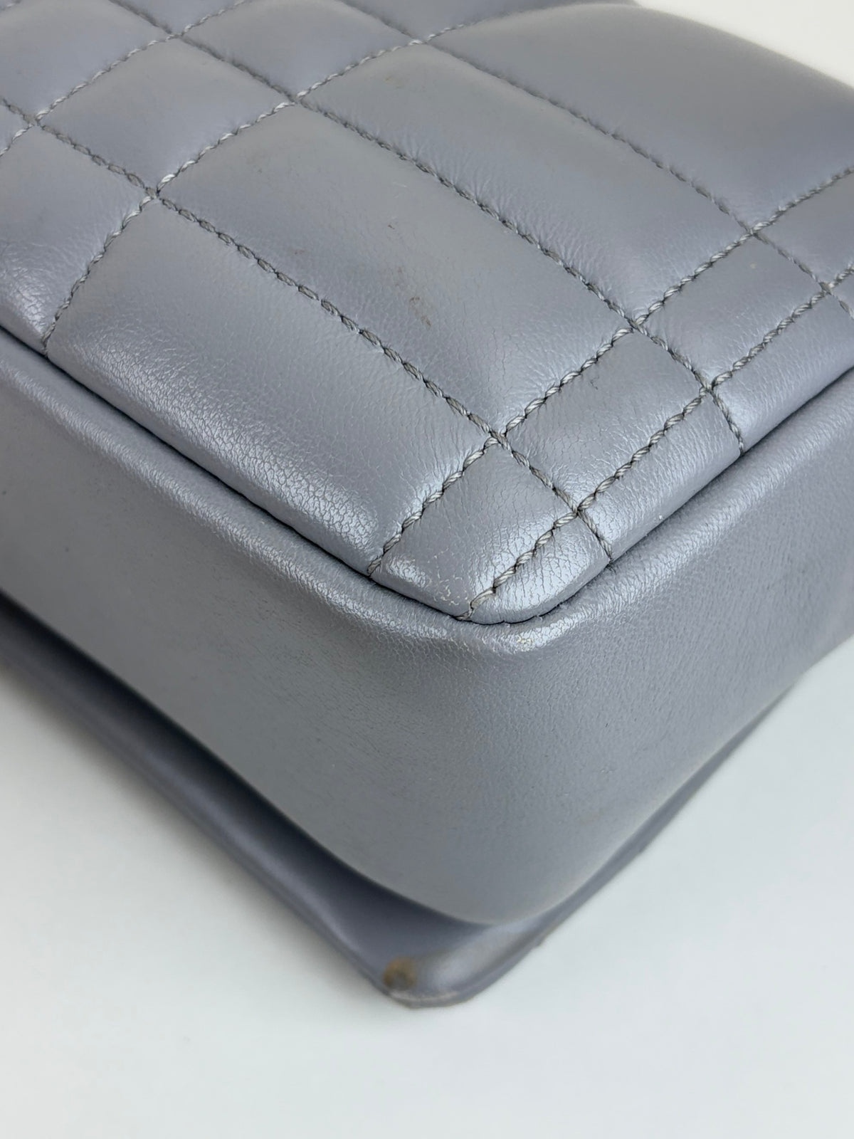 Burberry grey quilted leather Lola small shoulder chain bag