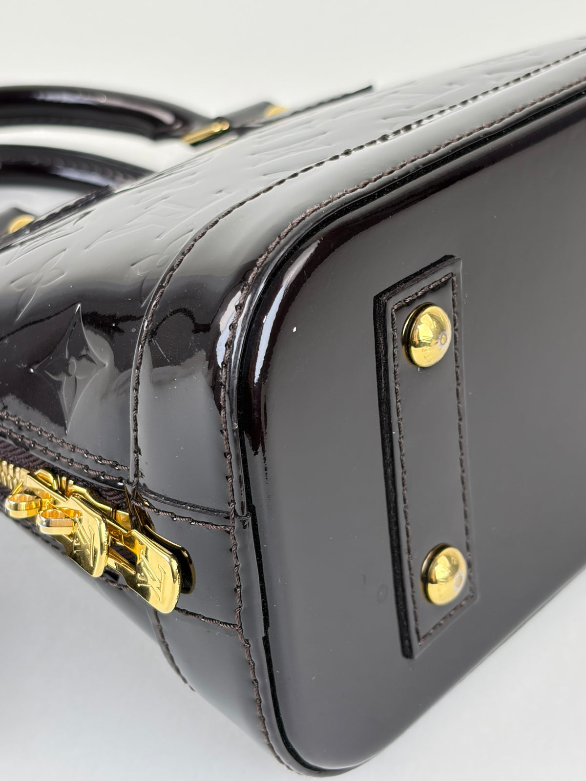 Louis Vuitton Amarante Monogram Vernis Alma BB Bag