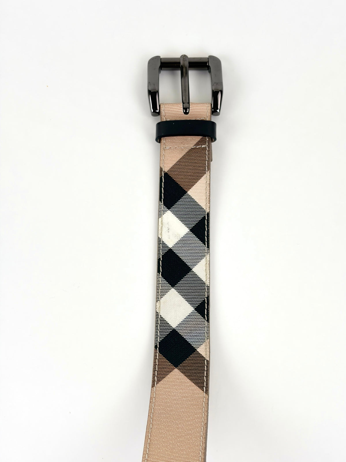 Burberry nova check /black patent leather buckle belt