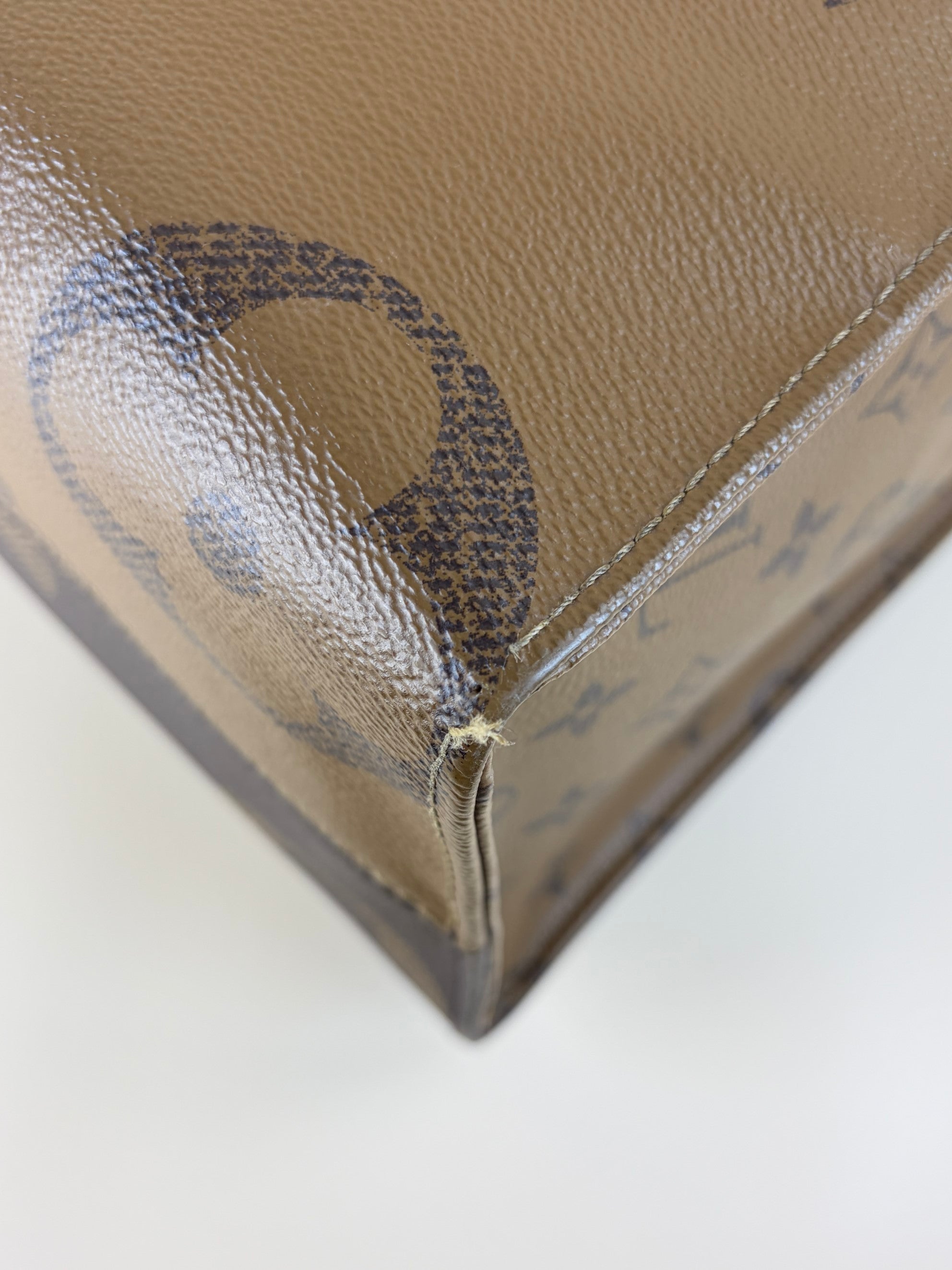 Louis Vuitton Monogram on the go mm