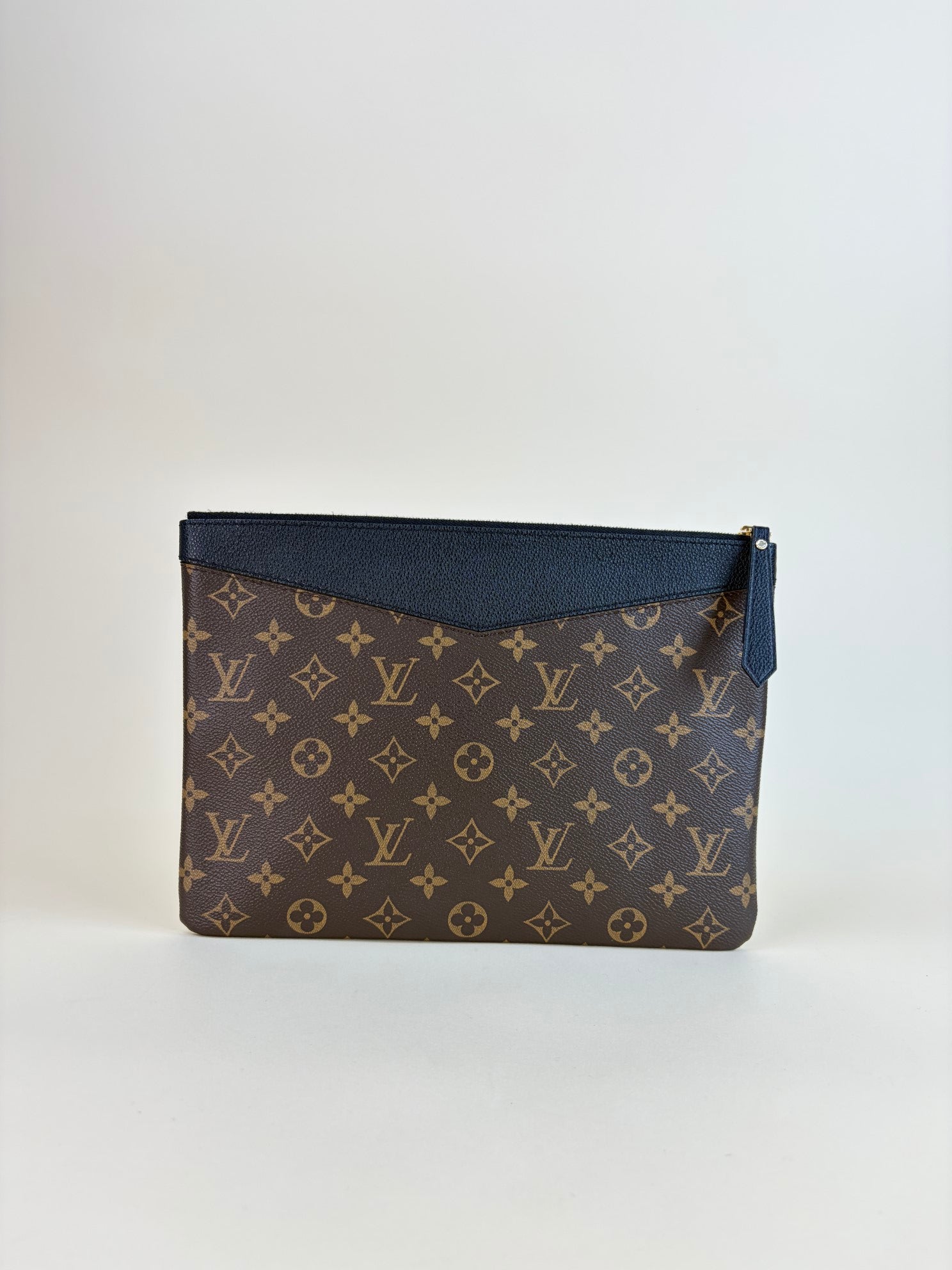 Louis Vuitton Monogram Black Daily Pouch