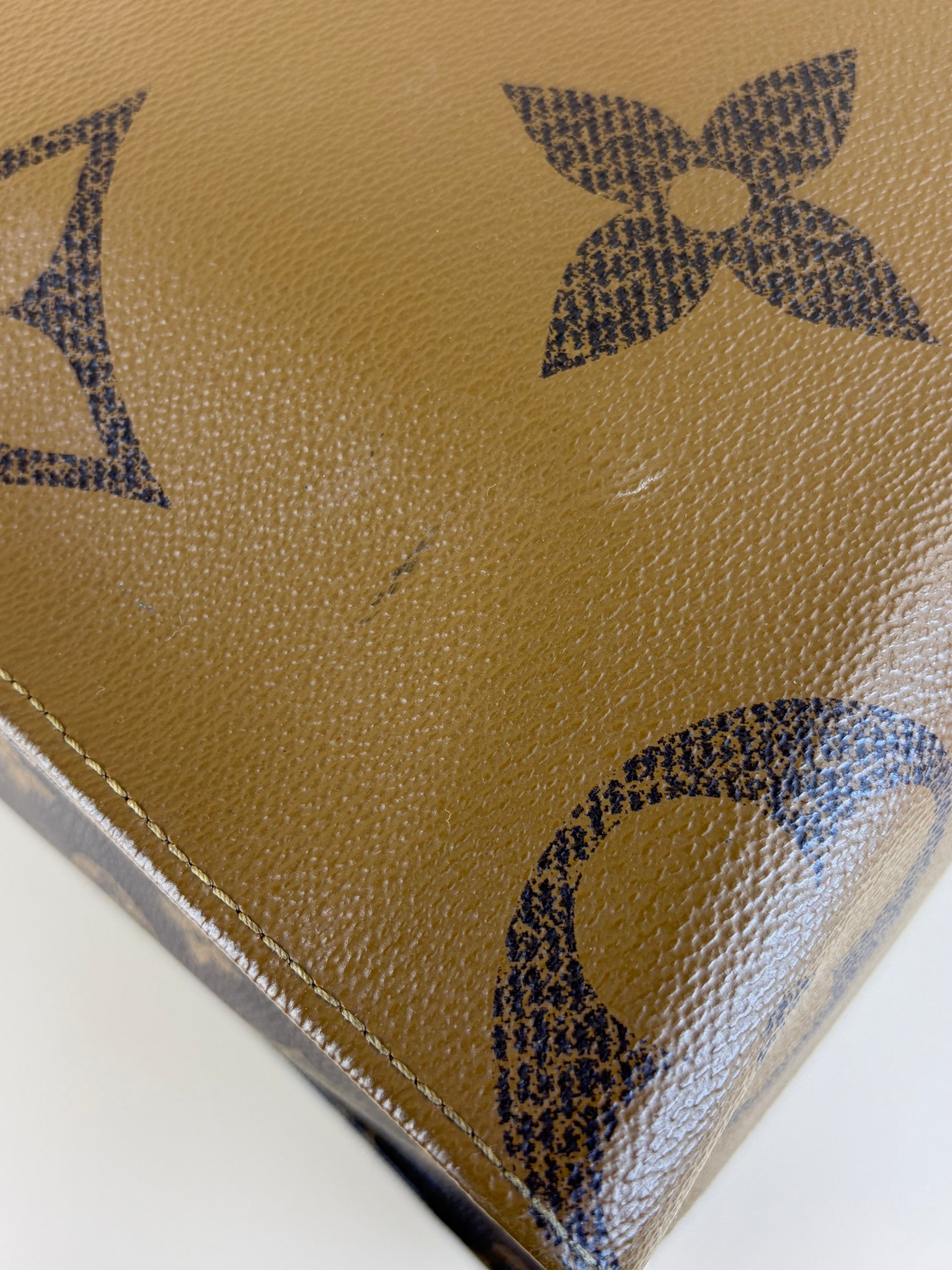 Louis Vuitton Monogram on the go mm