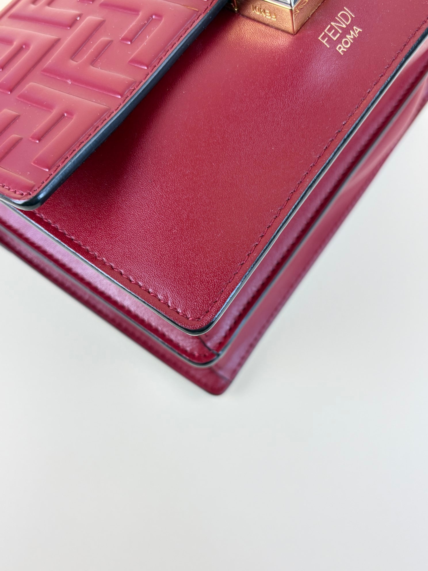 Fendi liberty ff 1974 embossed small Kan i