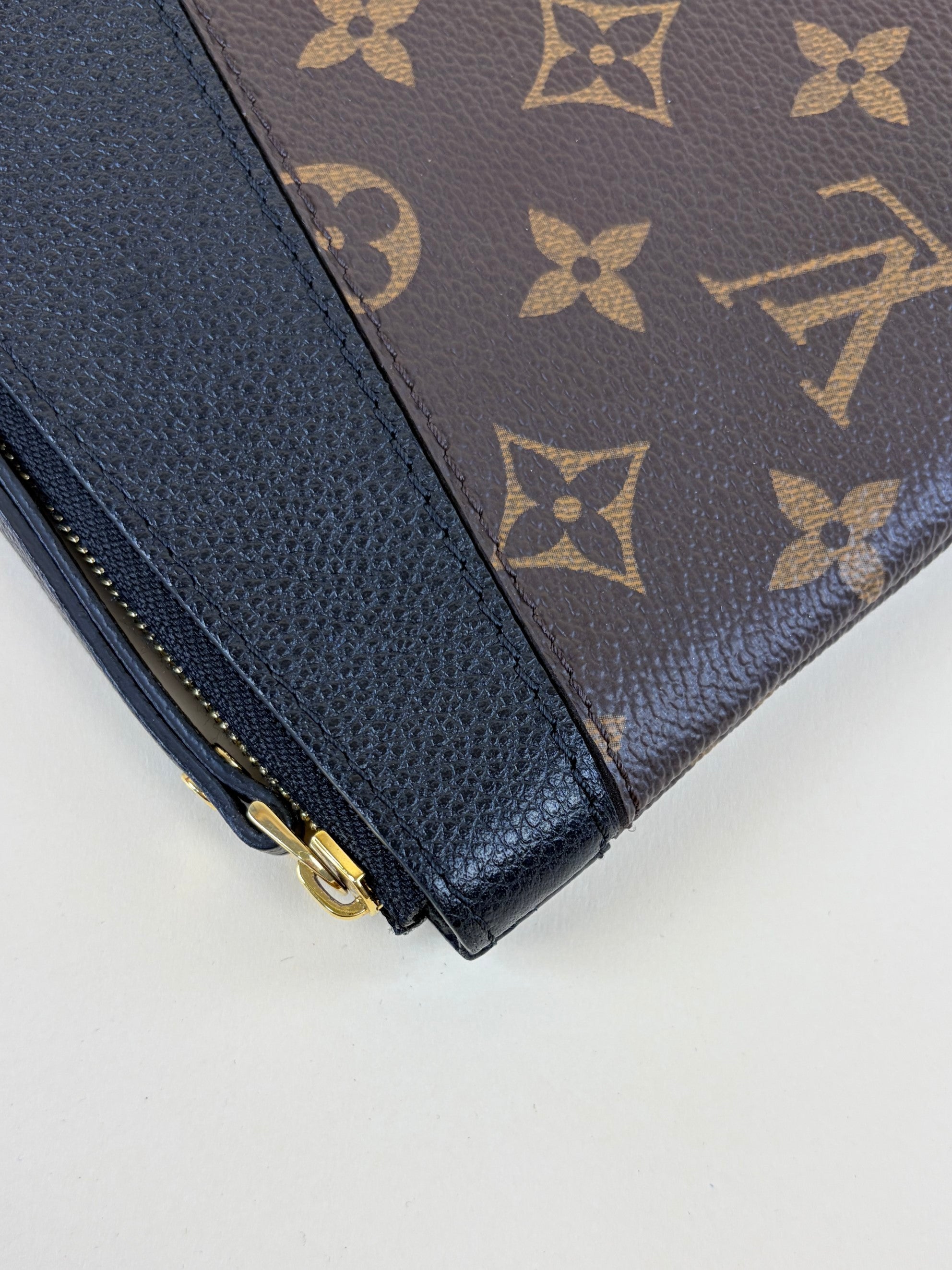 Louis Vuitton Monogram Daily Pouch