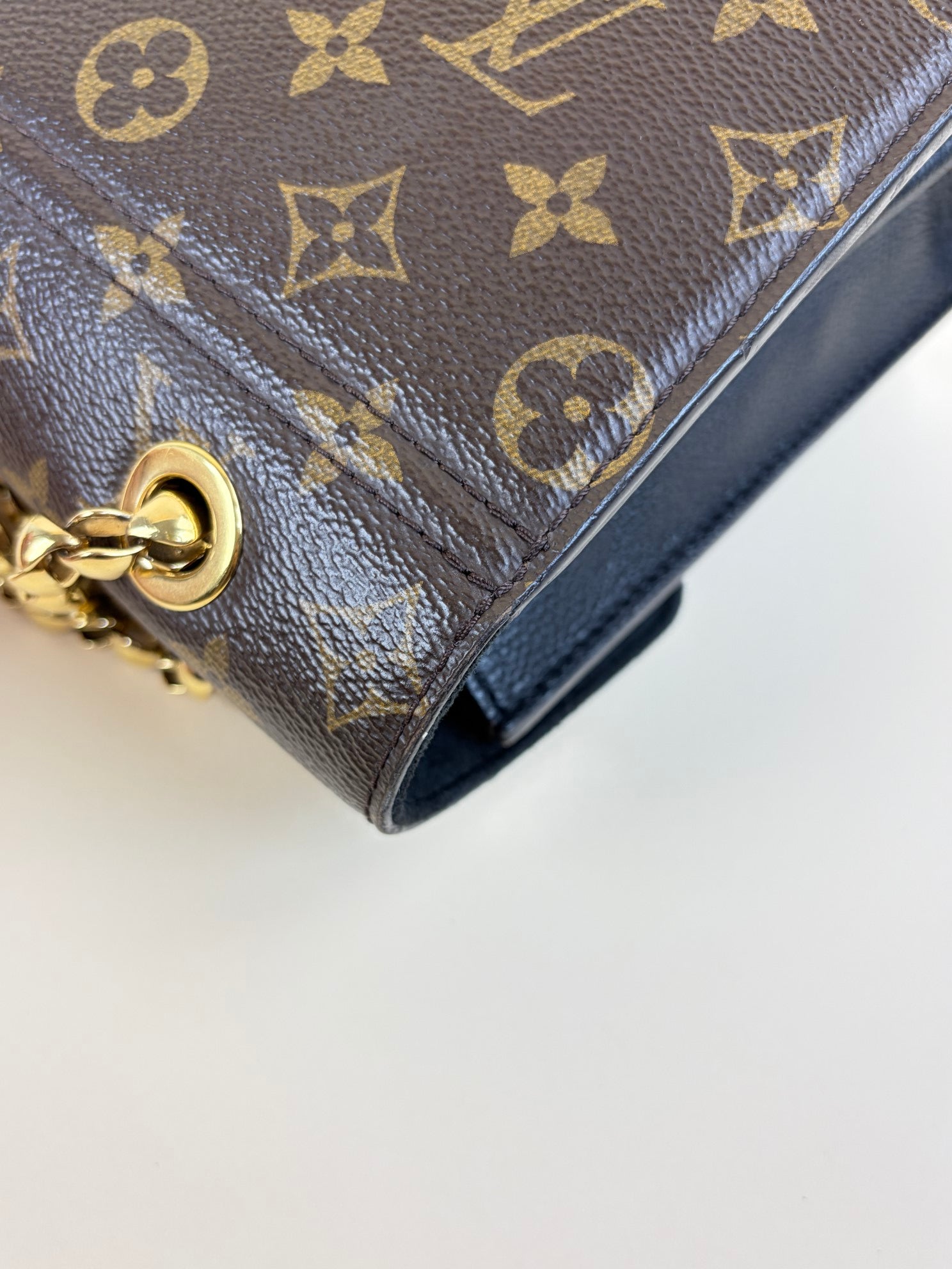 louis Vuitton monogram canvas black victories