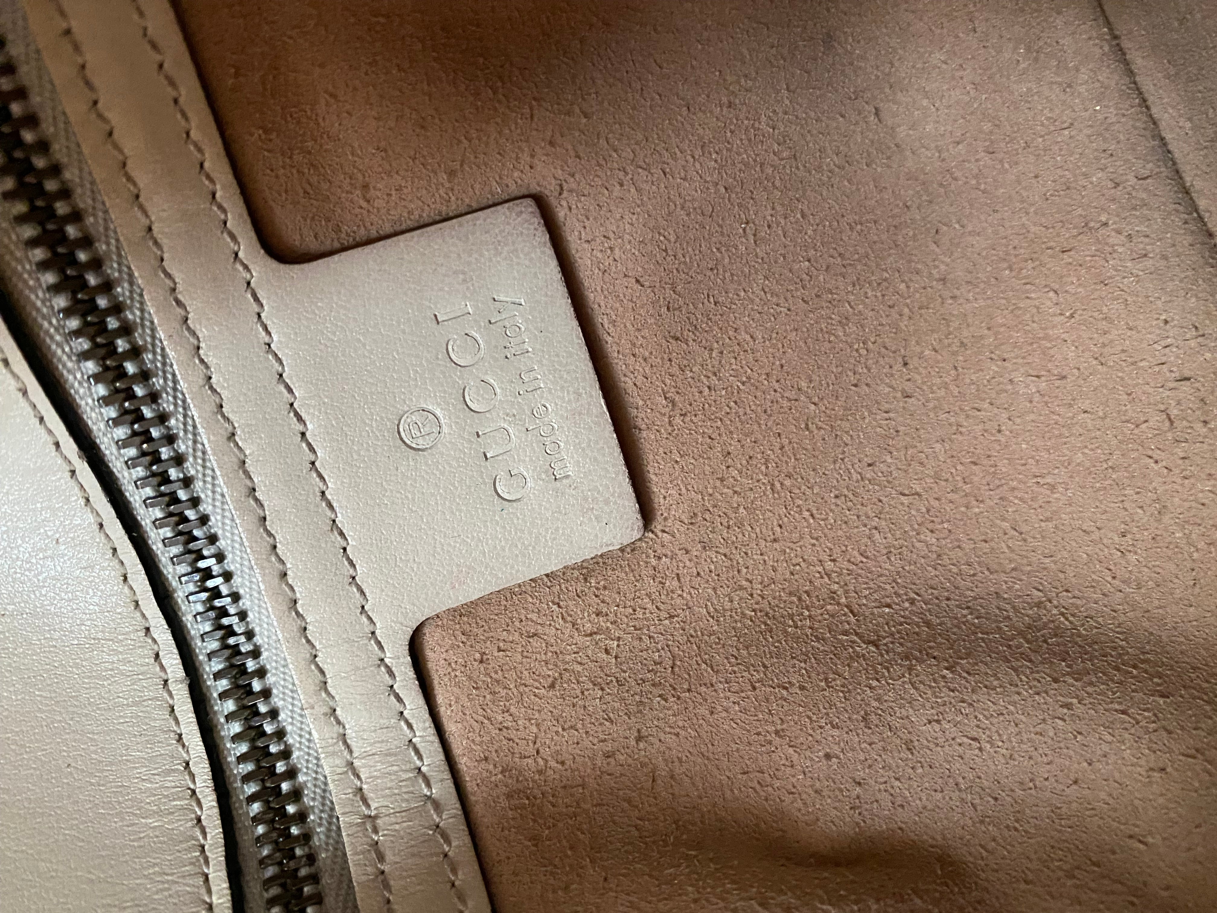 Gucci Off White Small Marmont Shoulder Bag