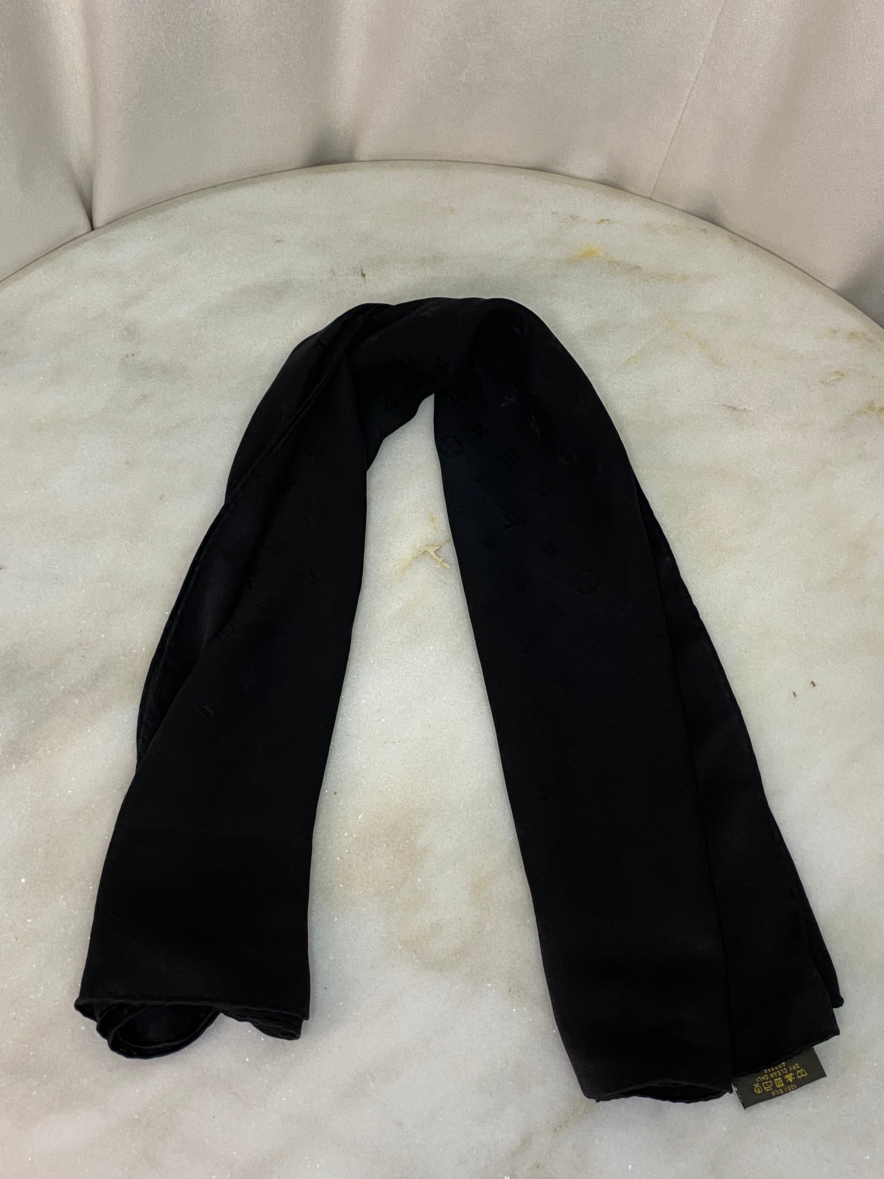 Louis Vuitton Black Monogram Scarf