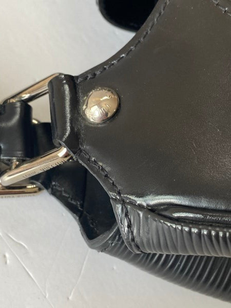 Louis Vuitton Black Sac Montaigne Bag