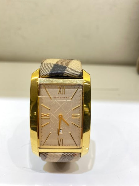 Burberry Champagne ST.ST Watch