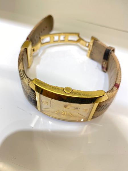 Burberry Champagne ST.ST Watch