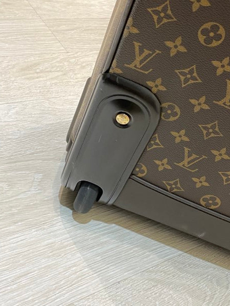Louis Vuitton Carry-On Monogram Pegase 55 Mala com carrinho de bagagem com  rodinhas Couro ref.298678 - Joli Closet