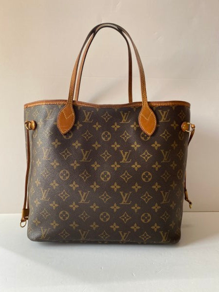 Louis Vuitton Monogram Neverfull MM Bag