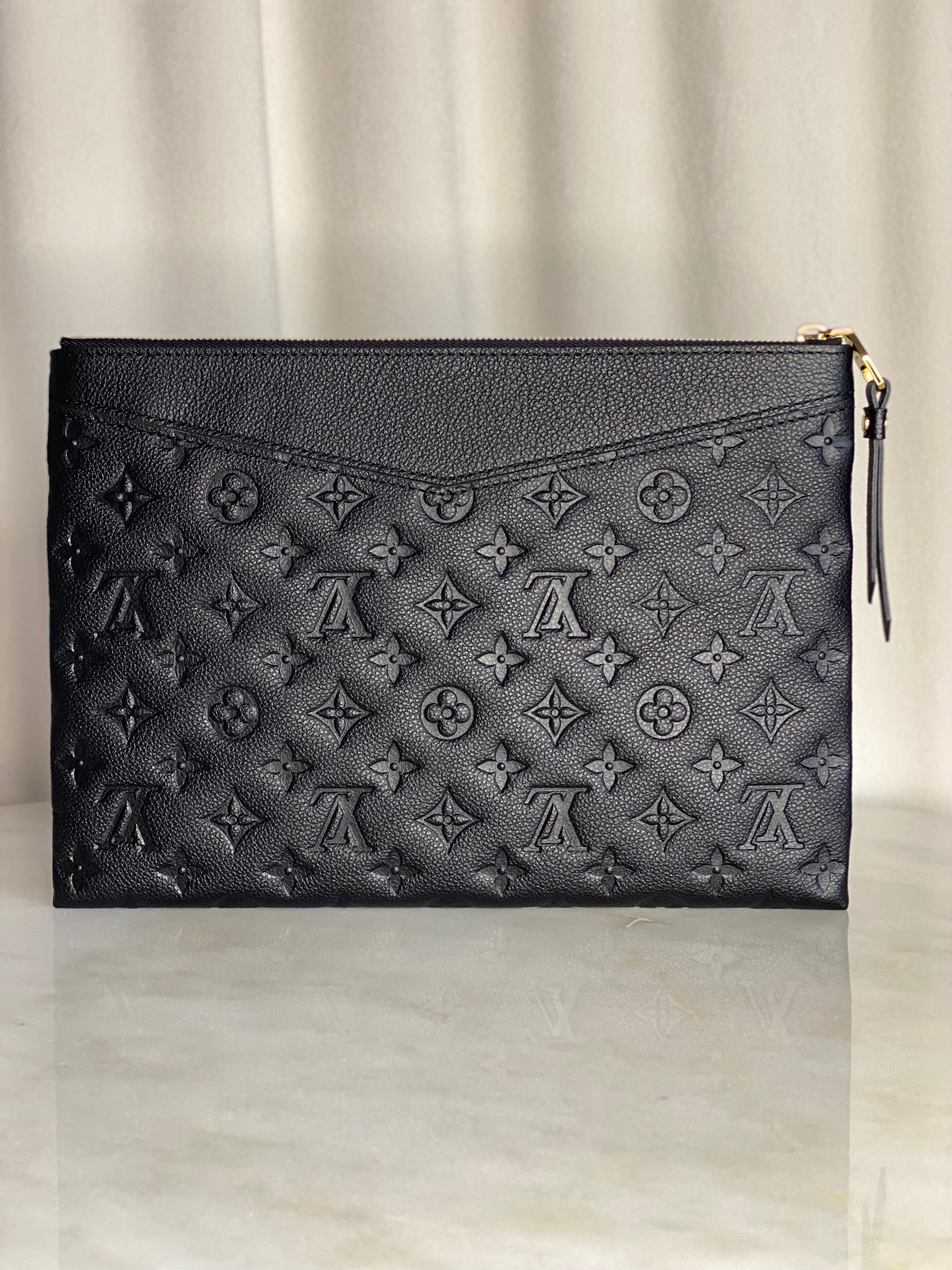 Louis Vuitton Black Monogram Empreinte Daily Clutch