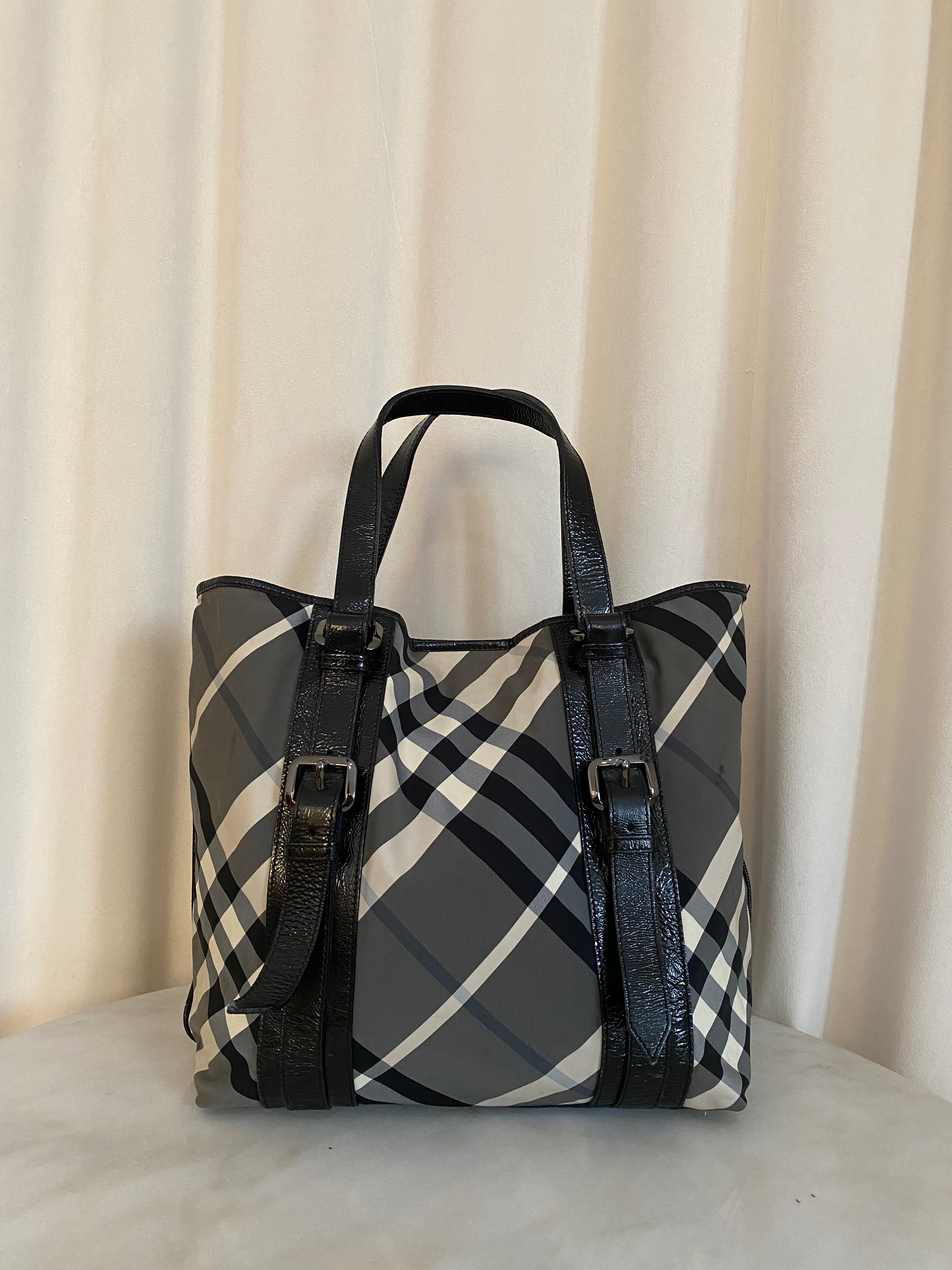 Burberry Black Victoria Beat Check Shoulder Bag