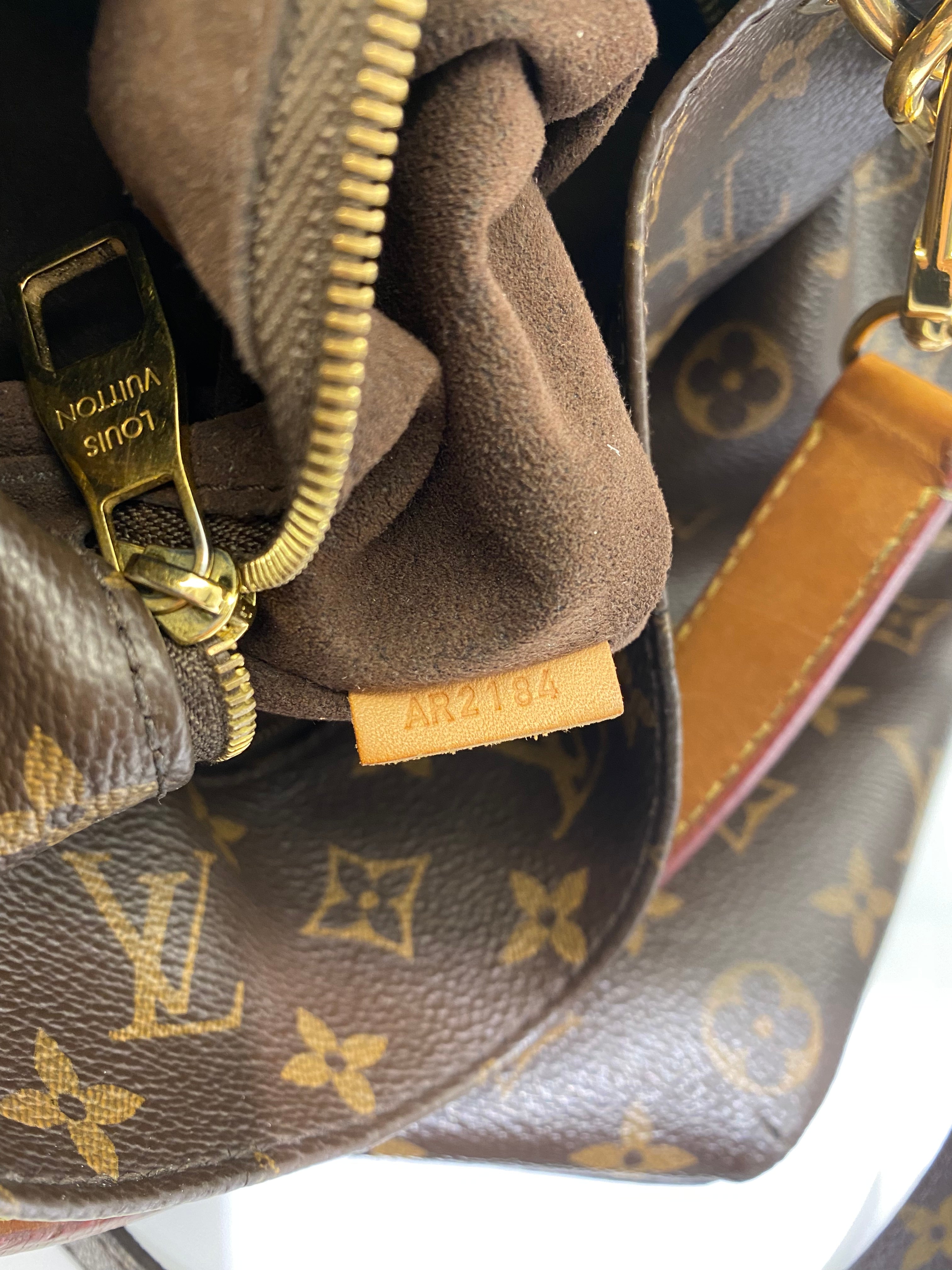 Louis Vuitton Monogram Metis Hobo Bag