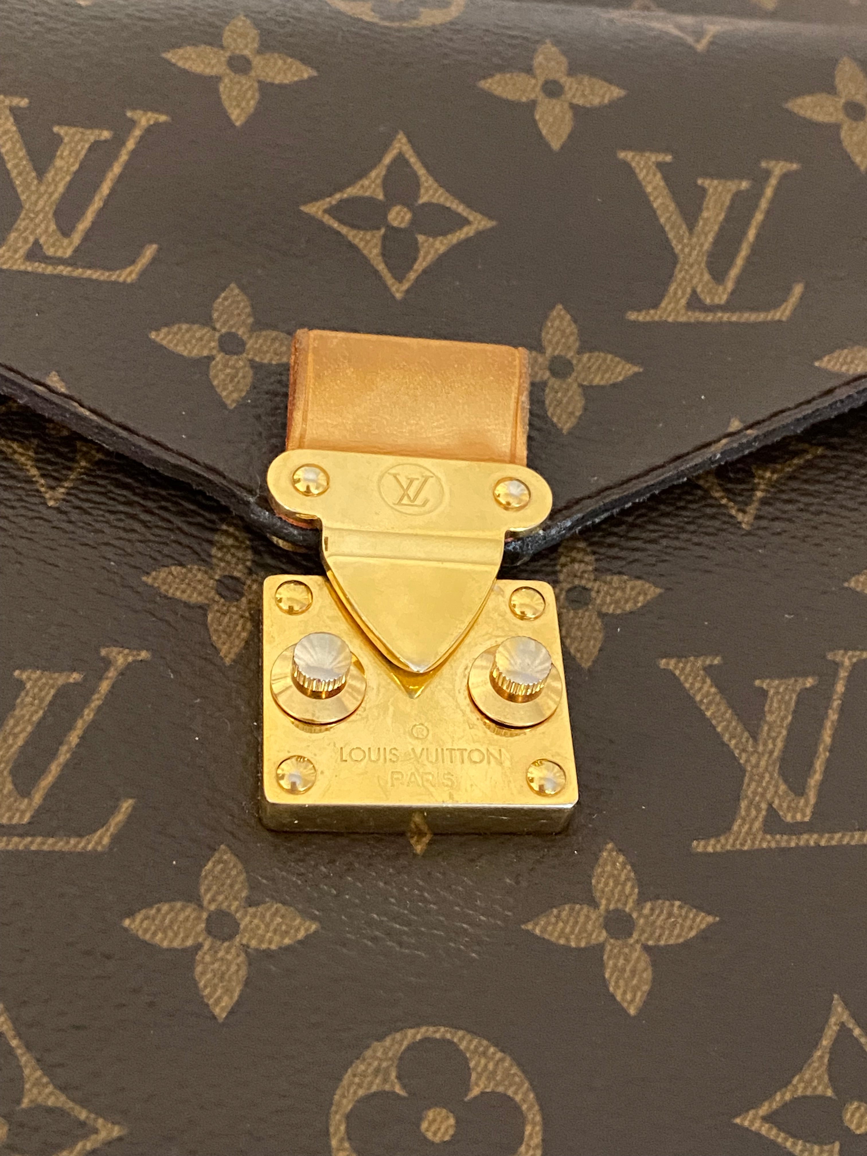 Louis Vuitton Monogram Metis Hobo Bag W/ Strap