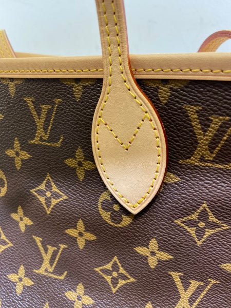 Louis Vuitton Monogram Neverfull MM Bag