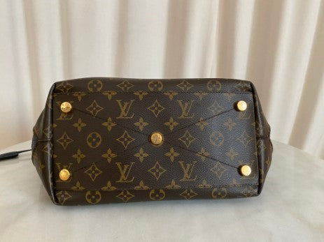 Louis Vuitton Bicolor Majestueux MM Tote Bag